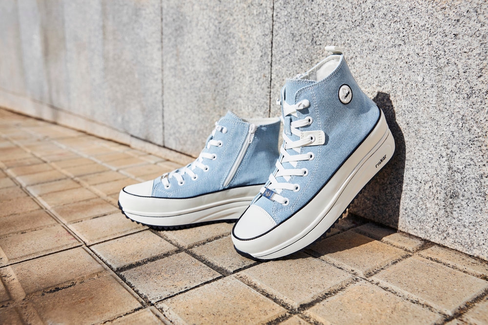 Rieker Sneaker, Plateau, High Top-Sneaker, Schnürschuh in veganer Verarbeitung