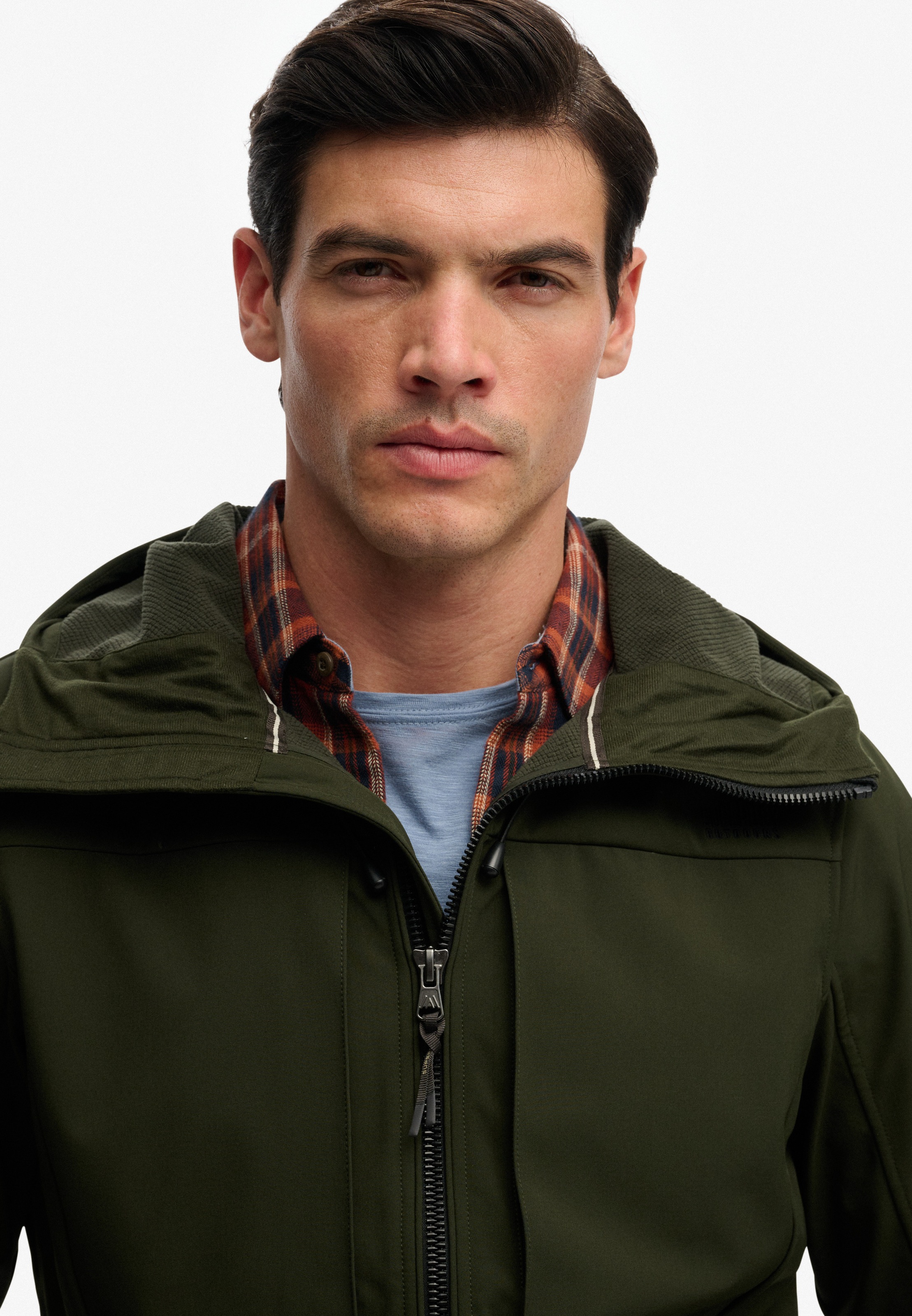 Superdry Outdoorjacke »HOODED SOFTSHELL TREKKER JKT« mit Kapuze