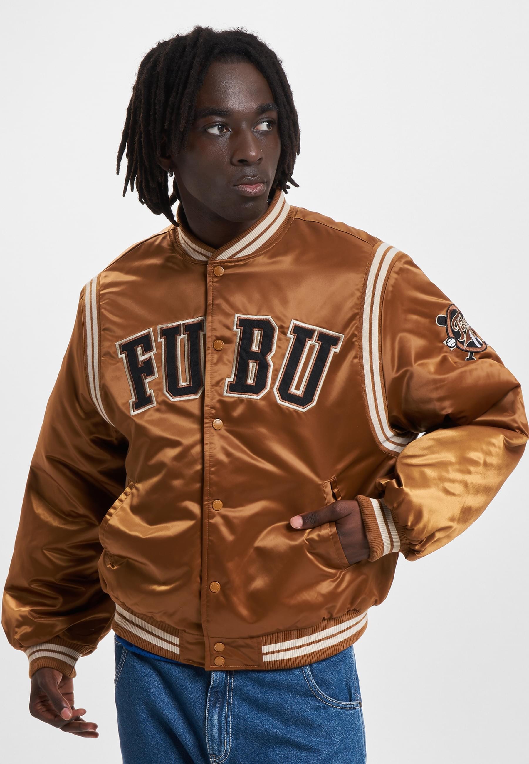 Fubu Bomberjacke »Fubu Herren FM233-001-1 FUBU College Satin Varsity Jacket« 1 Stk. tlg. ohne Kapuze