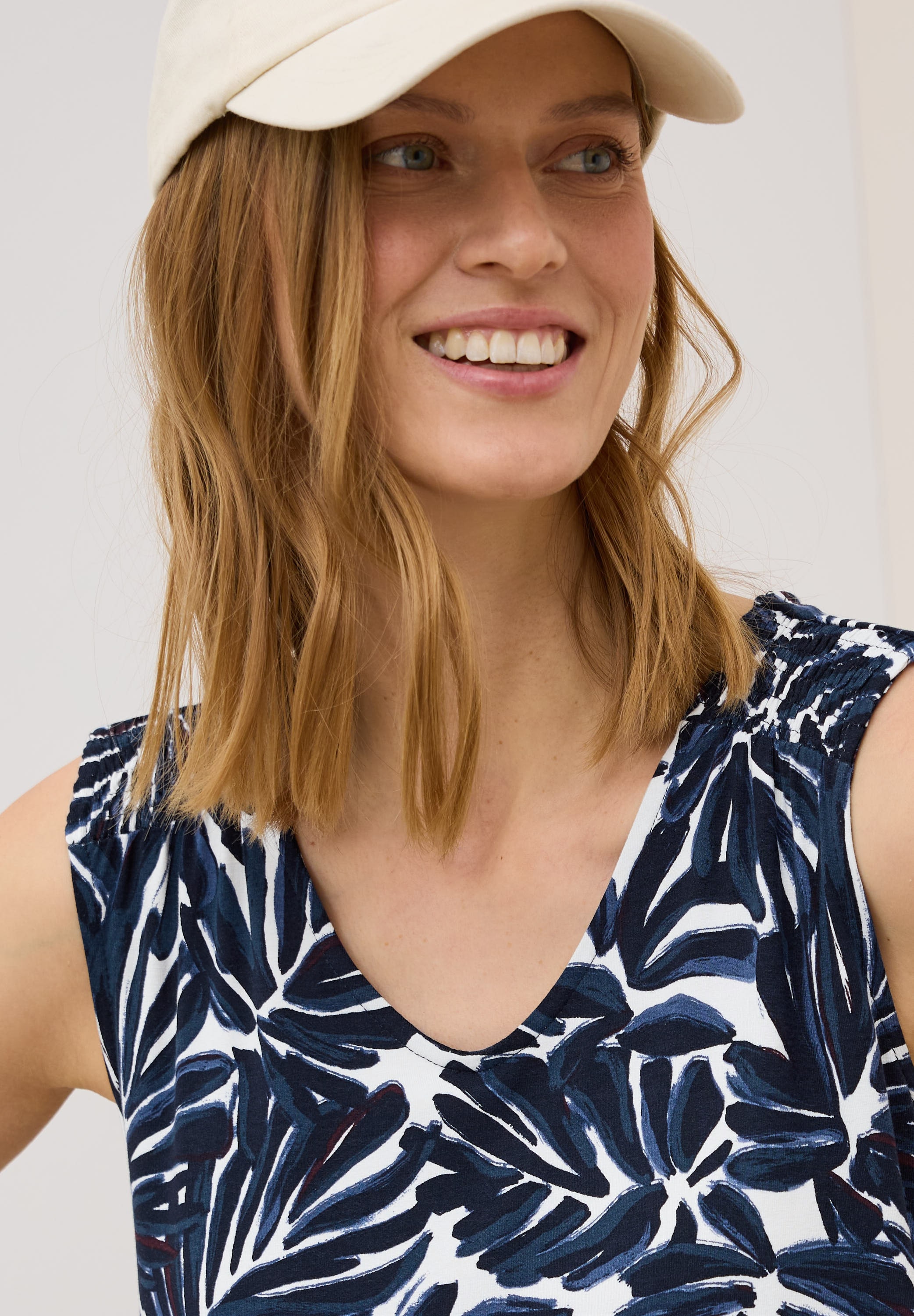 Cecil Jerseykleid, mit Raffung an den Schultern und grafischem Muster