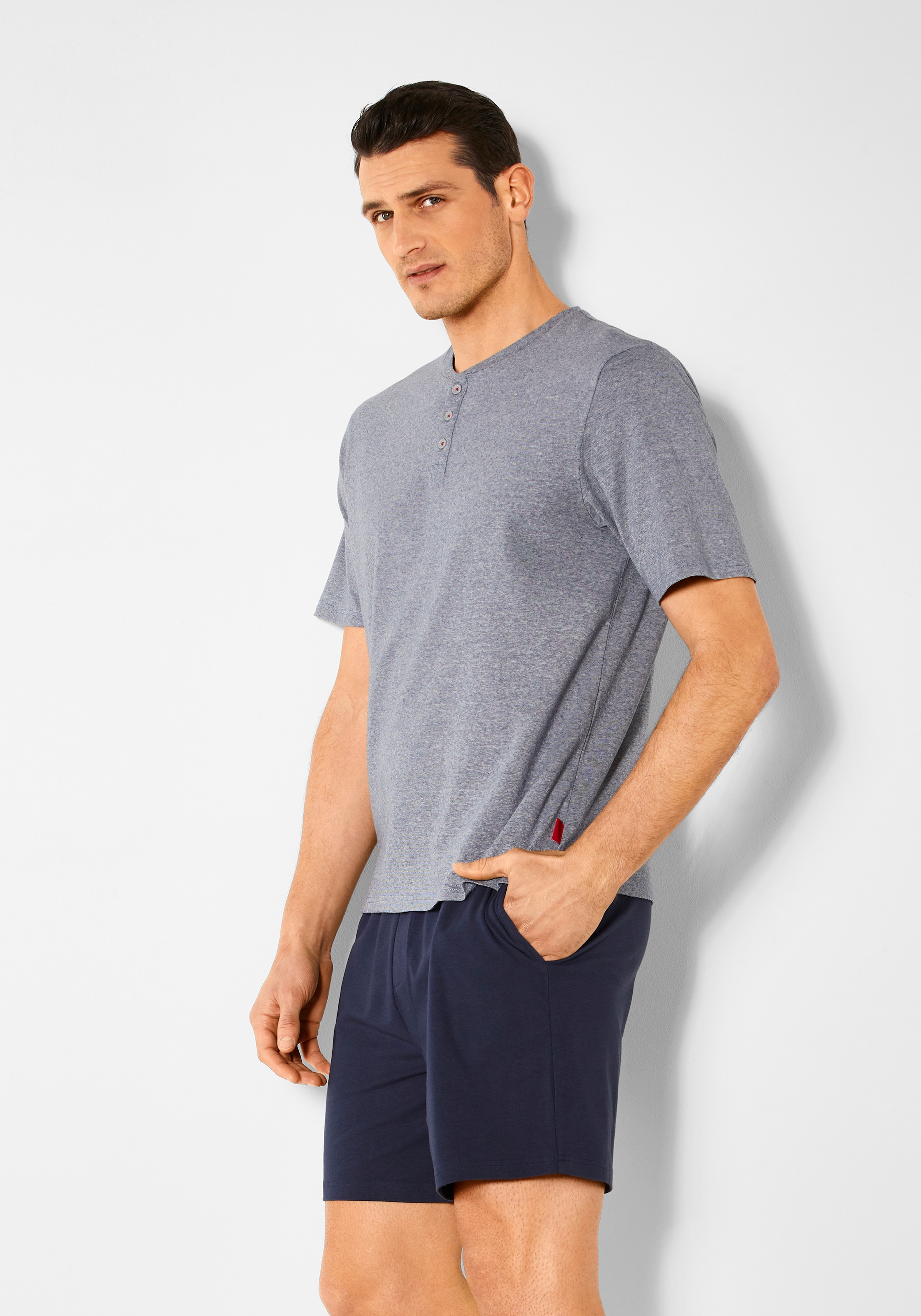 s.Oliver Pyjama, (2 tlg., 1 Stück), Schlafanzug in Melange-Optik mit Knopfleiste