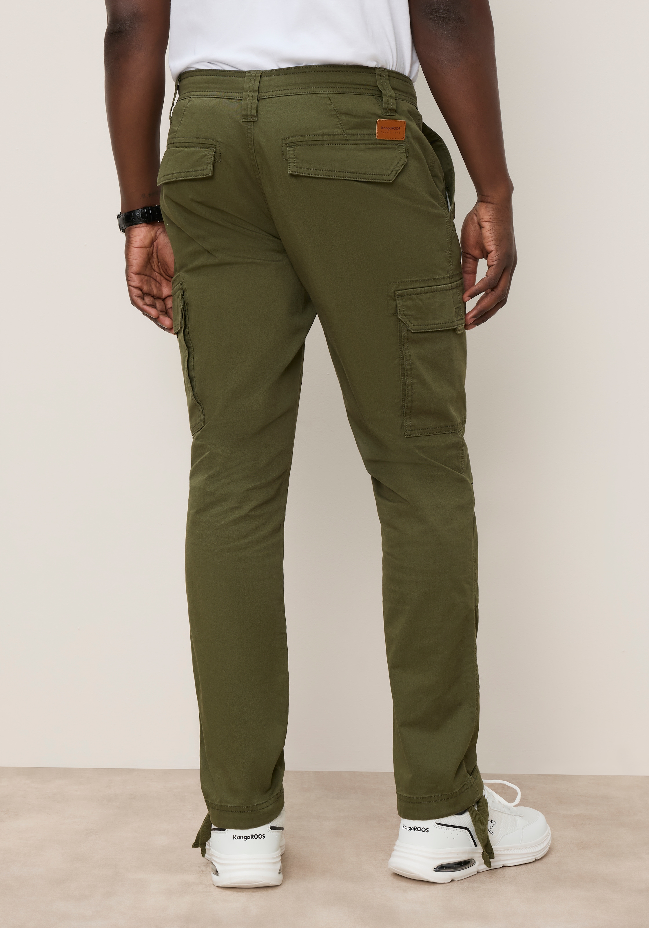 KangaROOS Cargohose  gerader Schnitt, Regular Fit, aus Baumwolle und Elasthan
