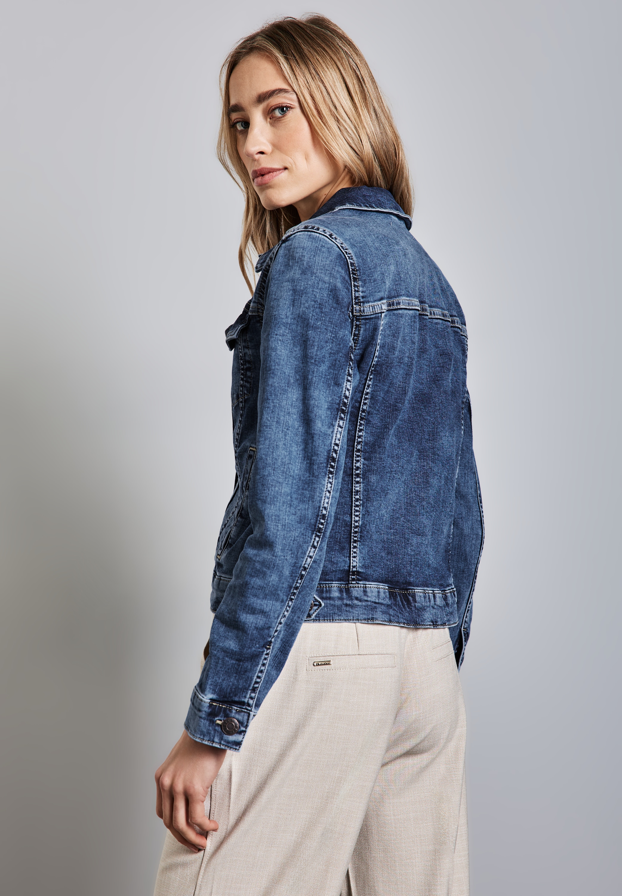 STREET ONE Jeansblazer, mit Brusttaschen