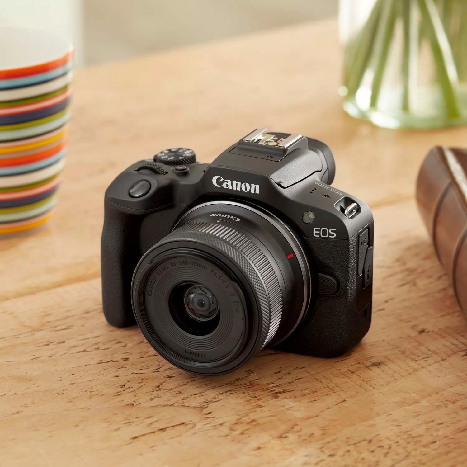 Canon Systemkamera »EOS R100 + RF-S 18-45mm F4.5-6.3 IS STM Kit«, RF-S 18-45mm F4.5-6.3 IS STM, 24,1 MP, Bluetooth-WLAN