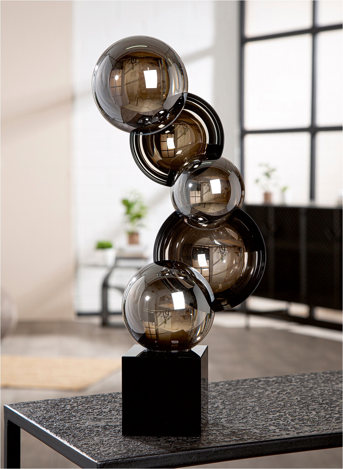 GILDE Skulptur »Skulptur Rondo schwarz; weiß« Dekoskulptur modern abstrakt Wohnaccessoire Tischdekoration
