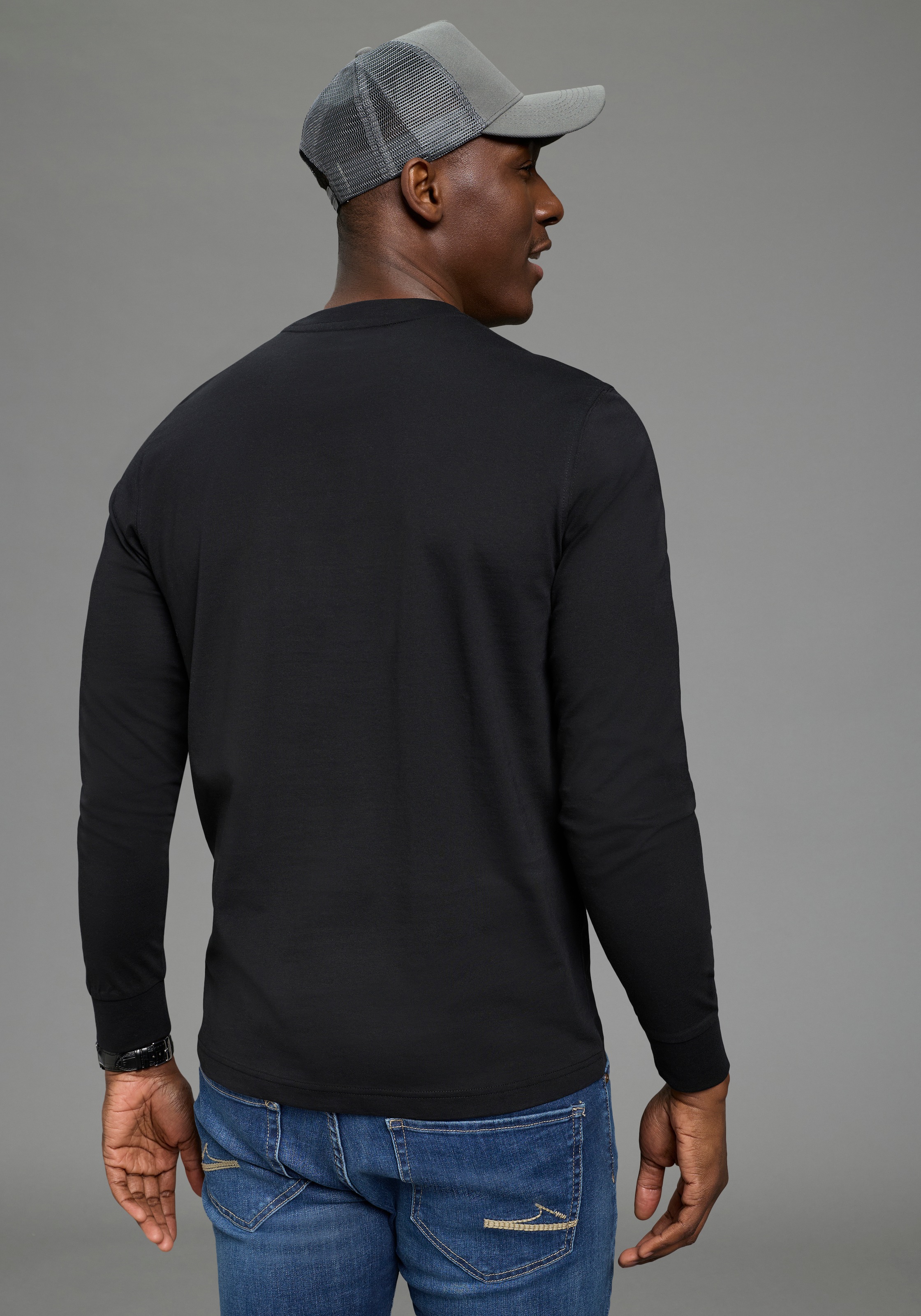 DELMAO Rundhalsshirt »Neue Kollektion« casual Stil, langarm, schmale Passform, mit Print