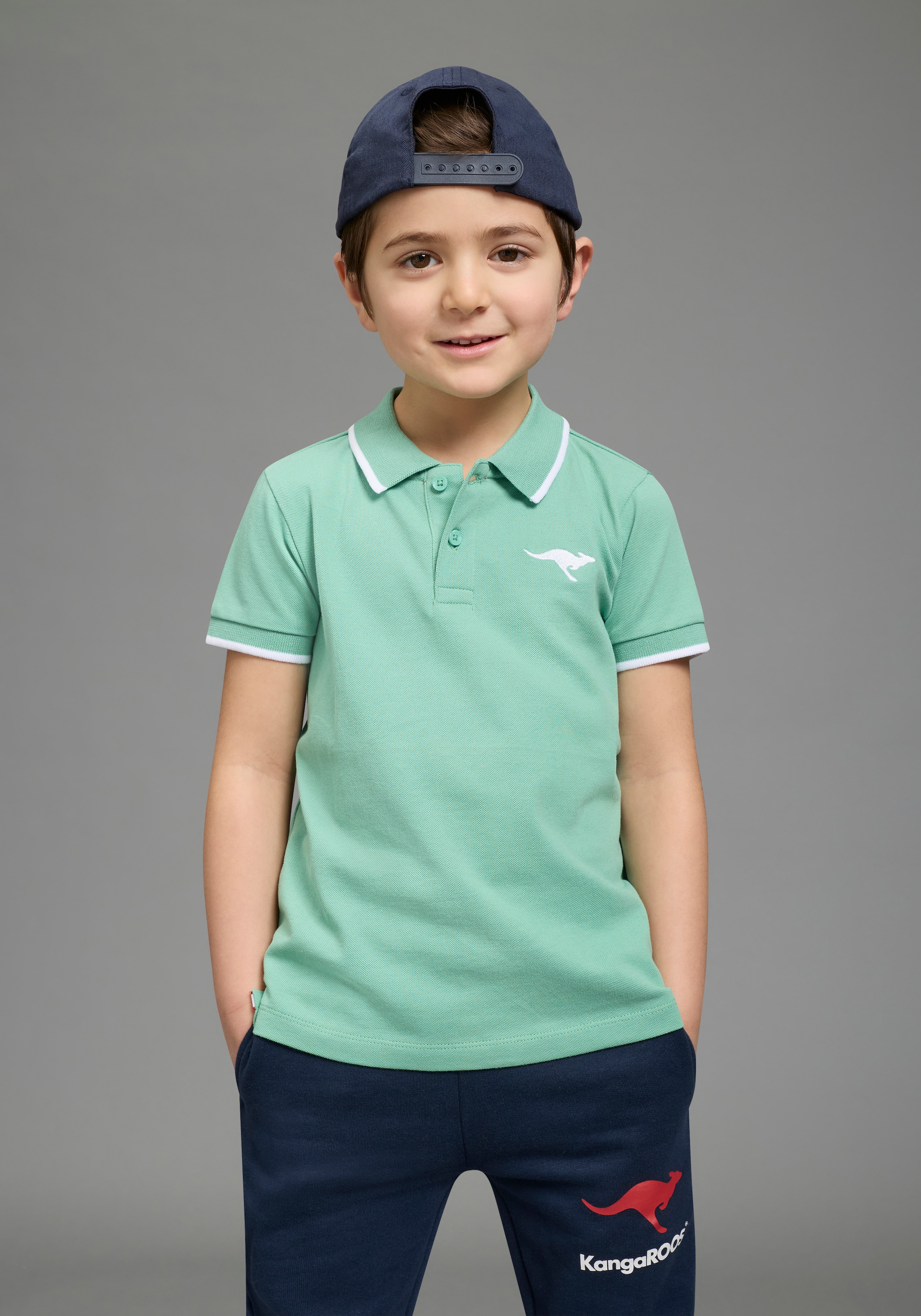 KangaROOS Poloshirt »Kangaroos 2er Pack Poloshirts« Packung, 2, 2 tlg. Kurzarm, Basic Passform, mit Logostickerei, mit Seitenschlitzen