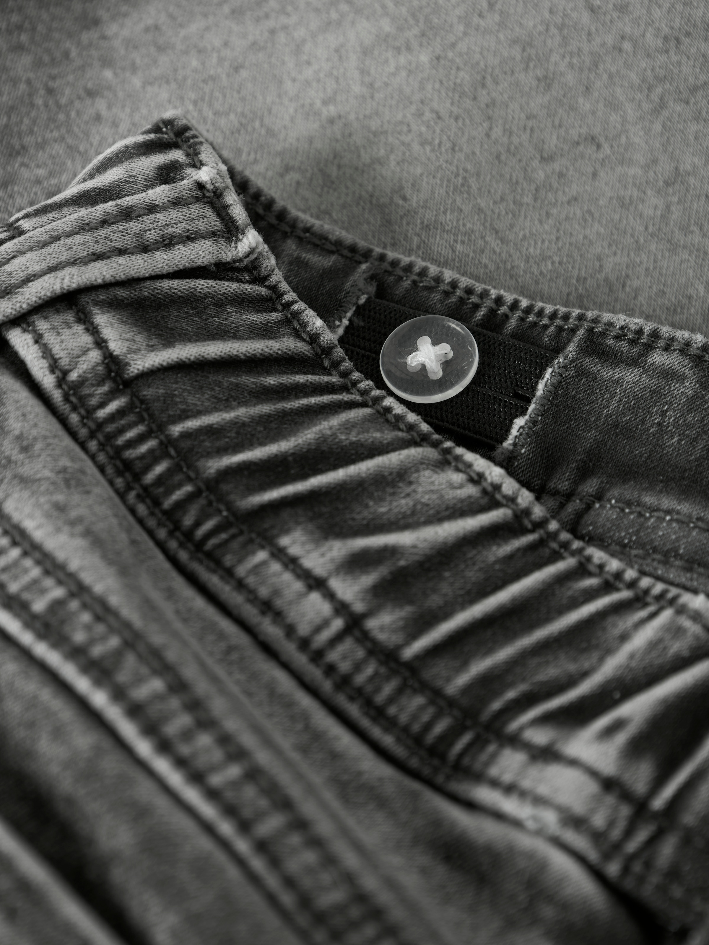 Name It Jeansshorts »NKMRYAN JOGGER DNM L SHOR« Baumwollmischung, elastisches Bündchen, verstellbar