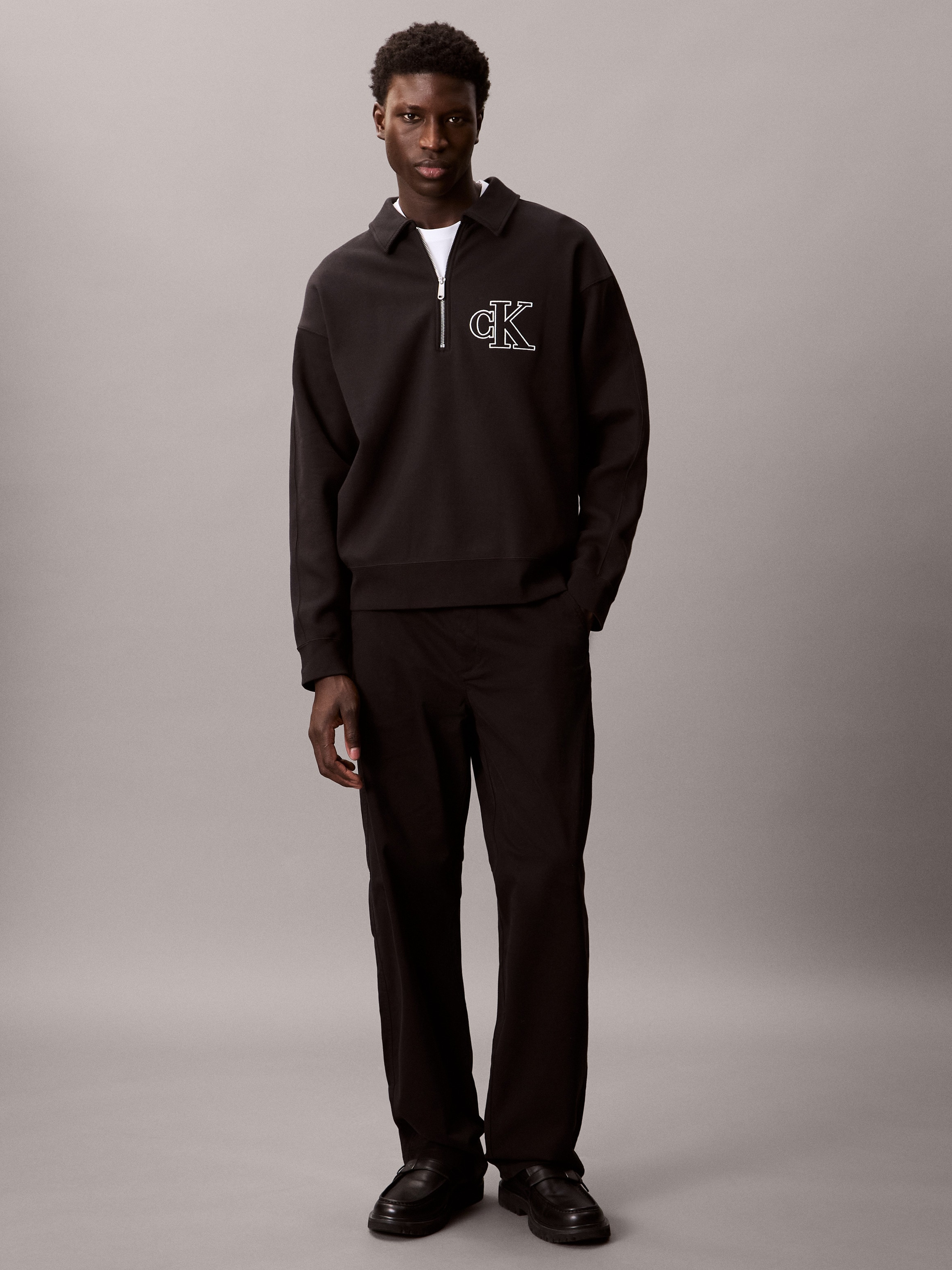 Calvin Klein Jeans Chinohose  gerade Passform im 90er-Jahre-Look