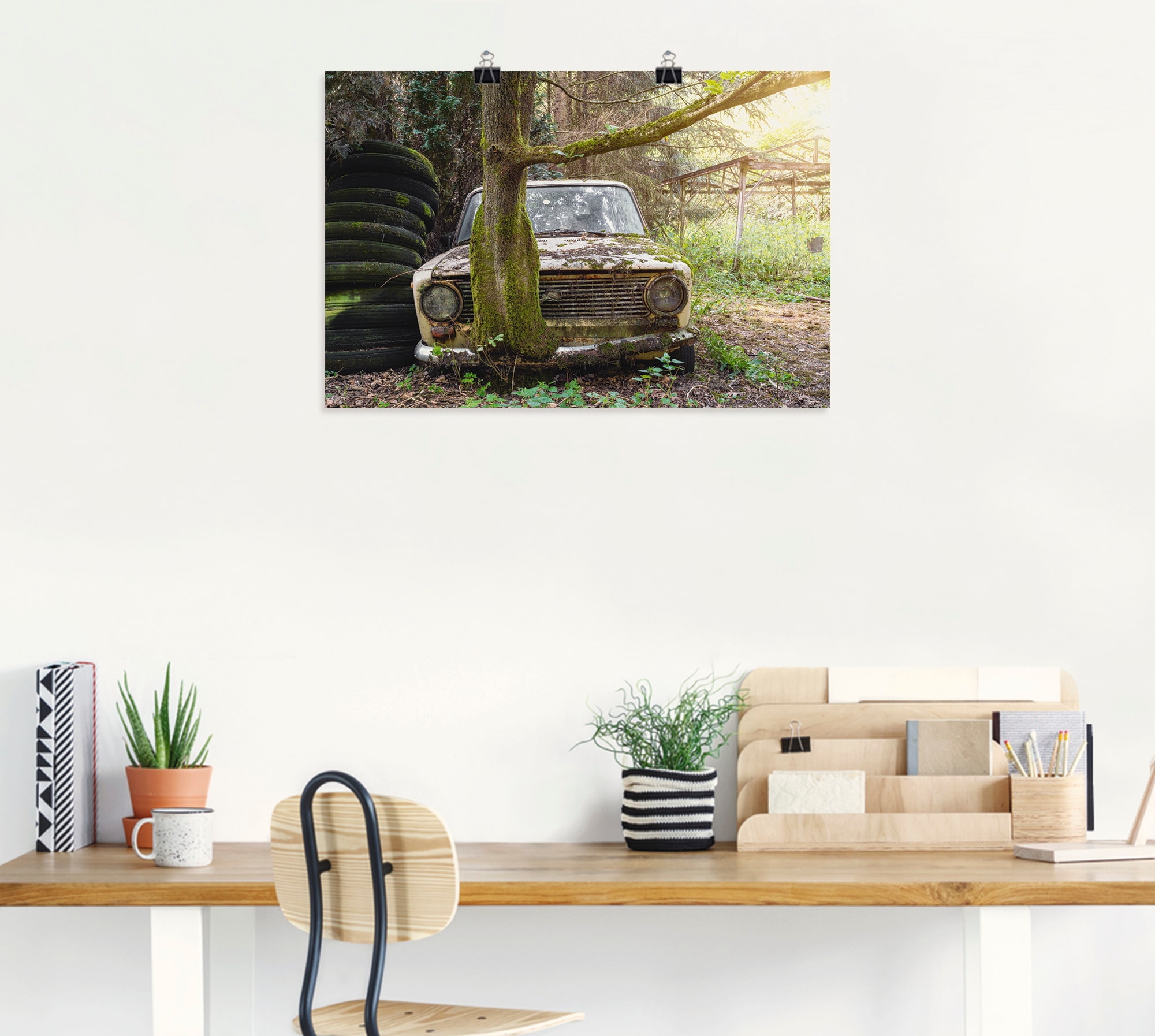 Artland Wandbild »Lost Places - Rostlaube Lada- verlassen«, Auto, (1 St.), als Poster in verschied. Größen