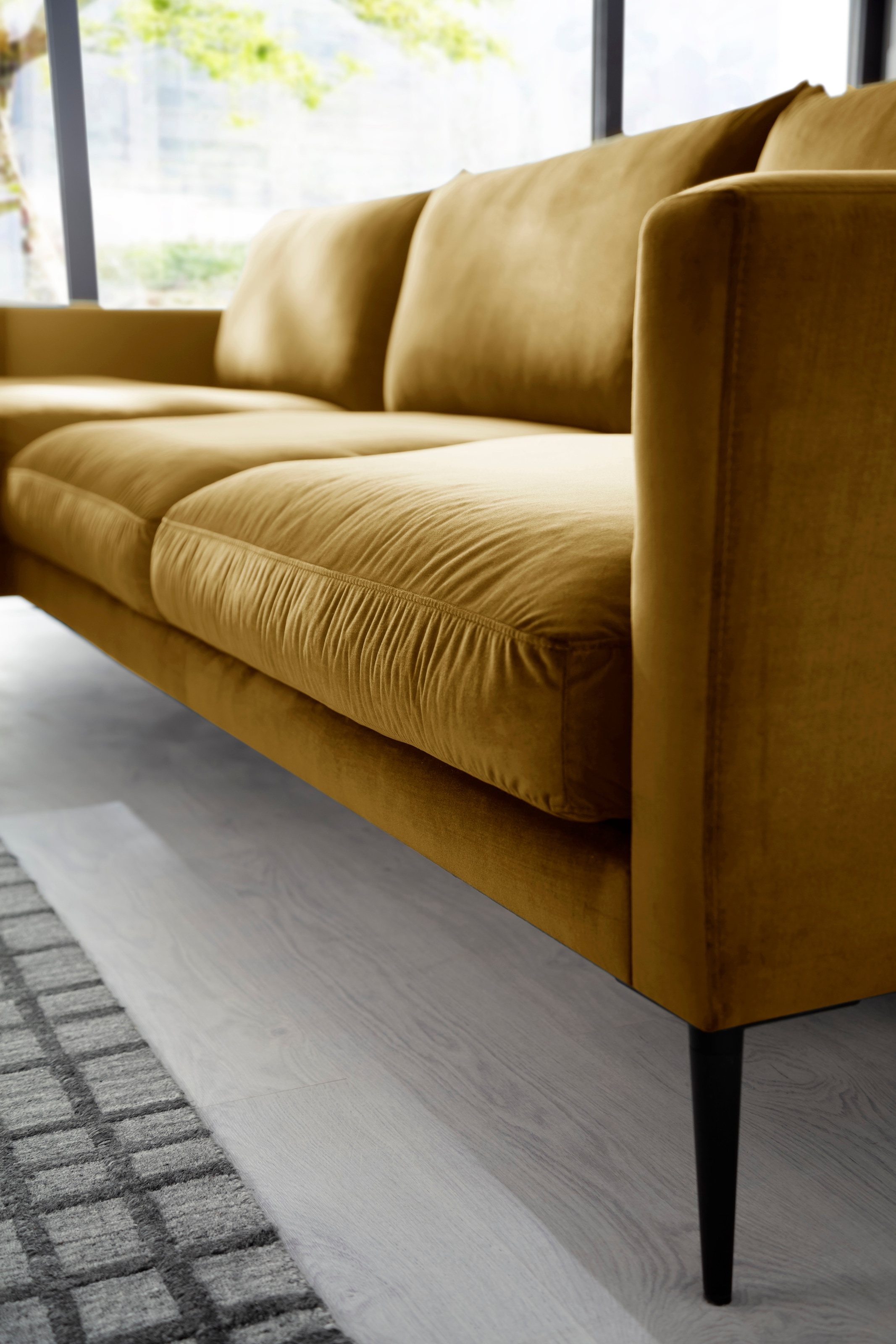 Trends by HG Polsterecke »Svea L-Form«, Recamiere rechts oder links, mit Metallfuß, frei im Raum stellbar
