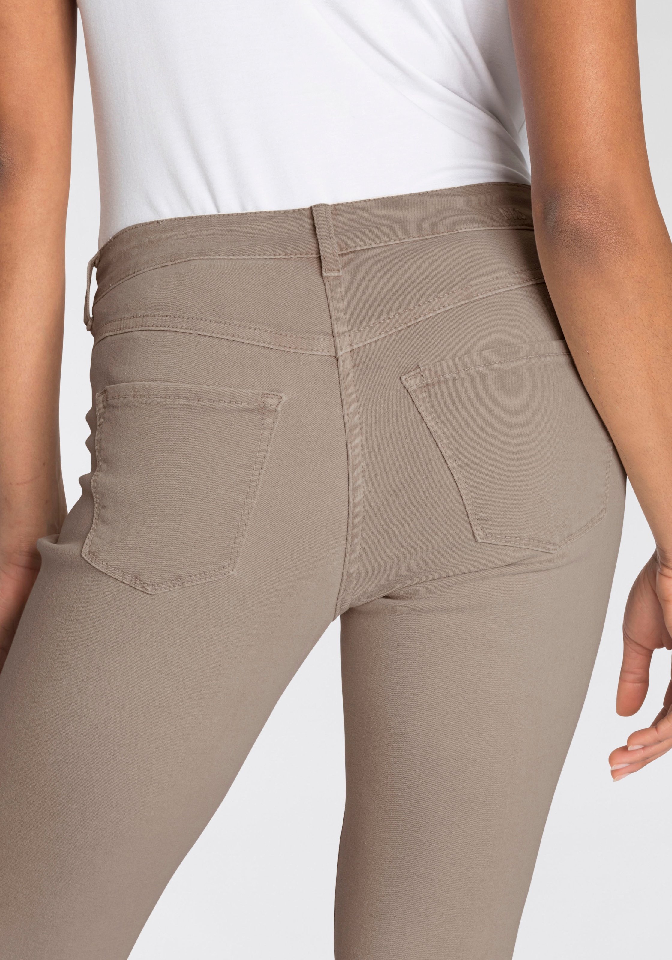 bestellen »Hiperstretch-Skinny«, Qualität Tag bequem Skinny-fit-Jeans den sitzt ganzen Power-Stretch MAC