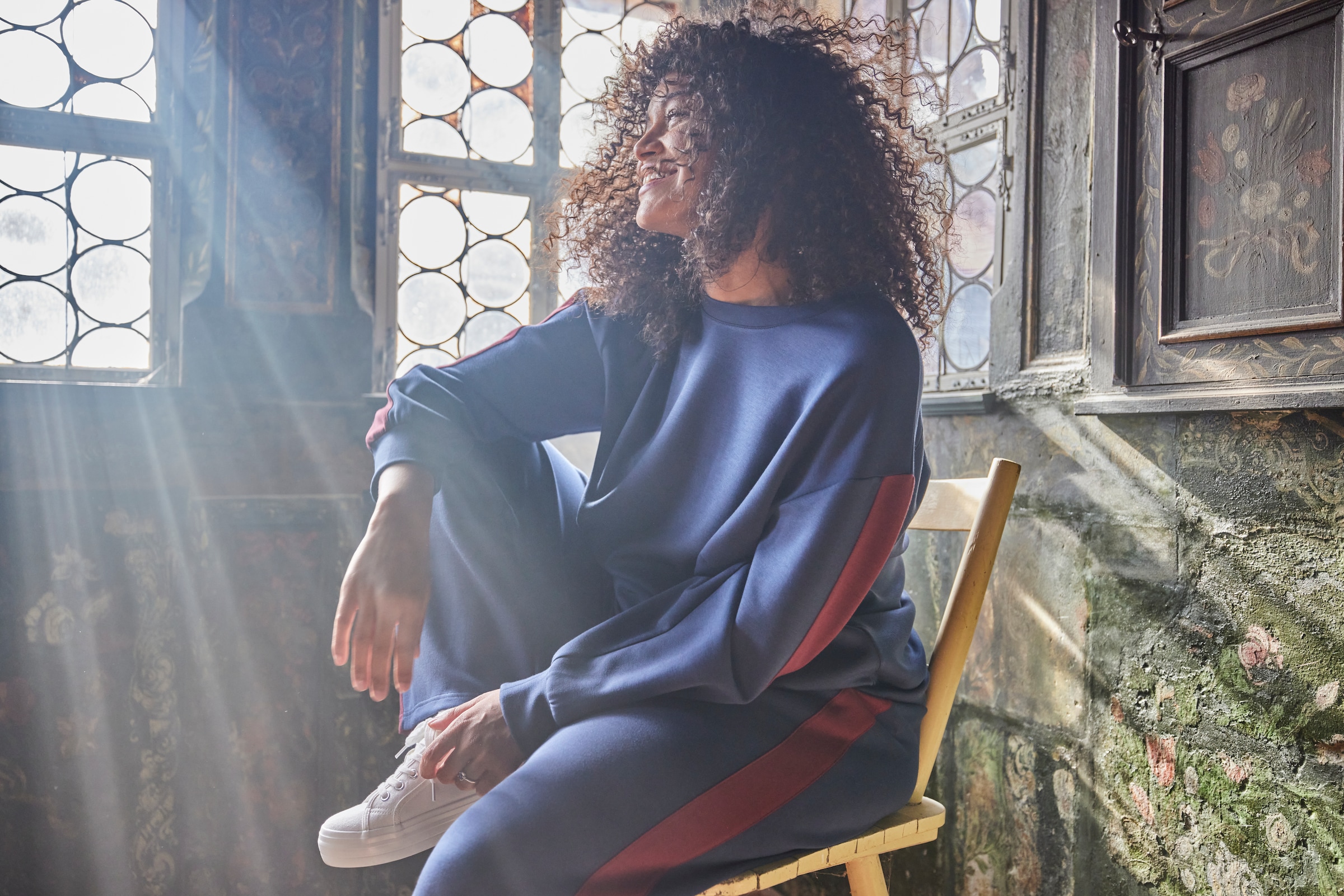 Aniston PLUS Sweathose, aus super weichen, elastischen Jersey-Qualität - NEUE KOLLEKTION