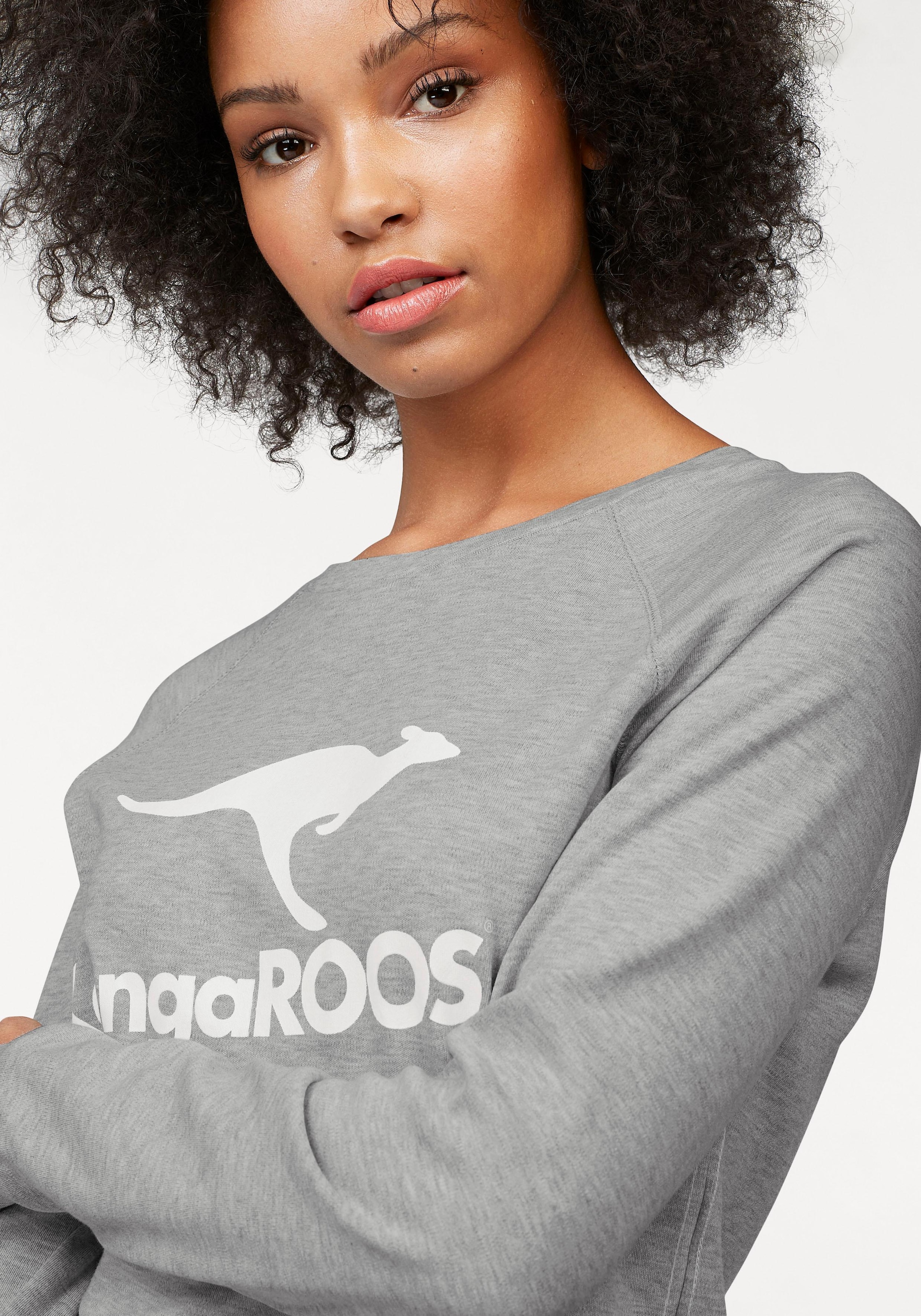 KangaROOS Sweater, mit großem Label-Print vorne