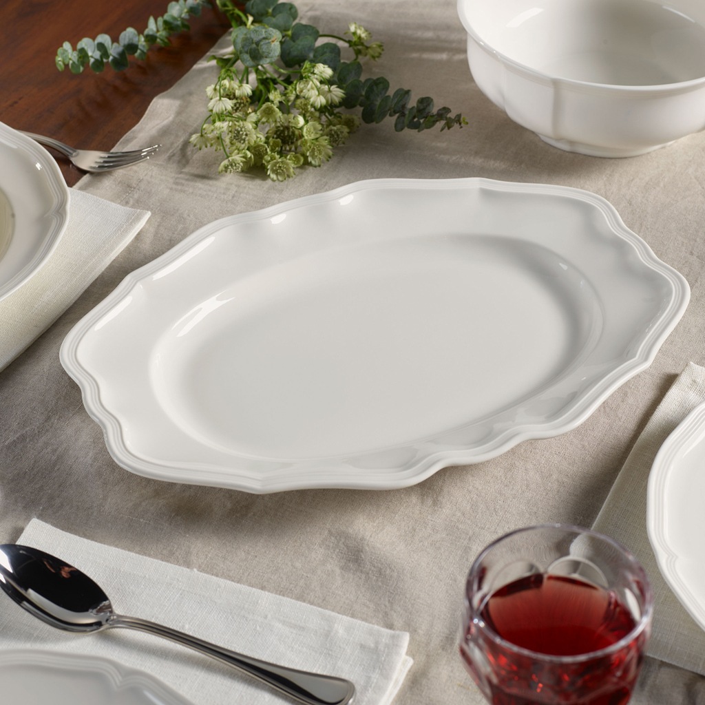 Villeroy & Boch Servierplatte »Servierplatte Manoir 37 x 26 cm weiß« günstig online kaufen