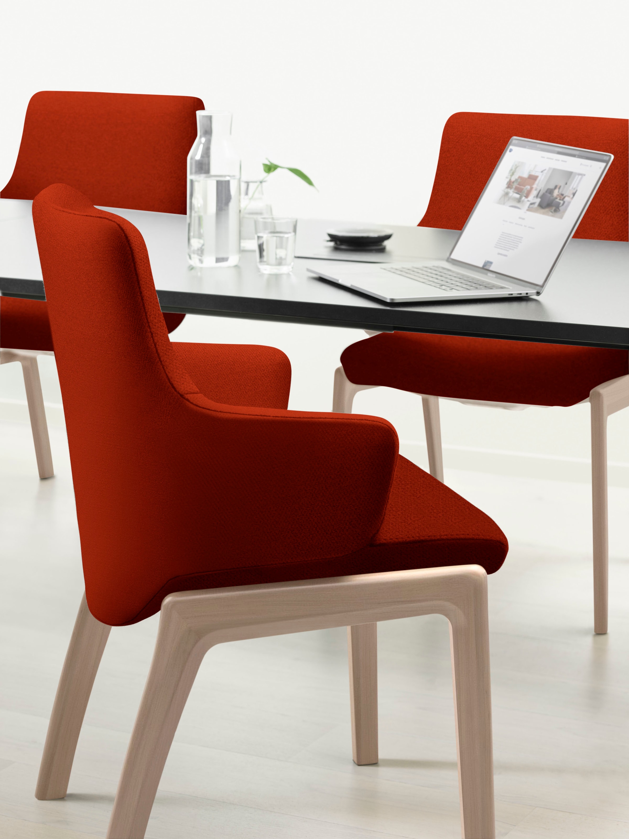 Stressless® Polsterstuhl »Laurel«, ROHLEDER Stoff Q2 FARON, Low Back mit Armlehne, Größe L, mit abgerundeten Beinen in Walnuss