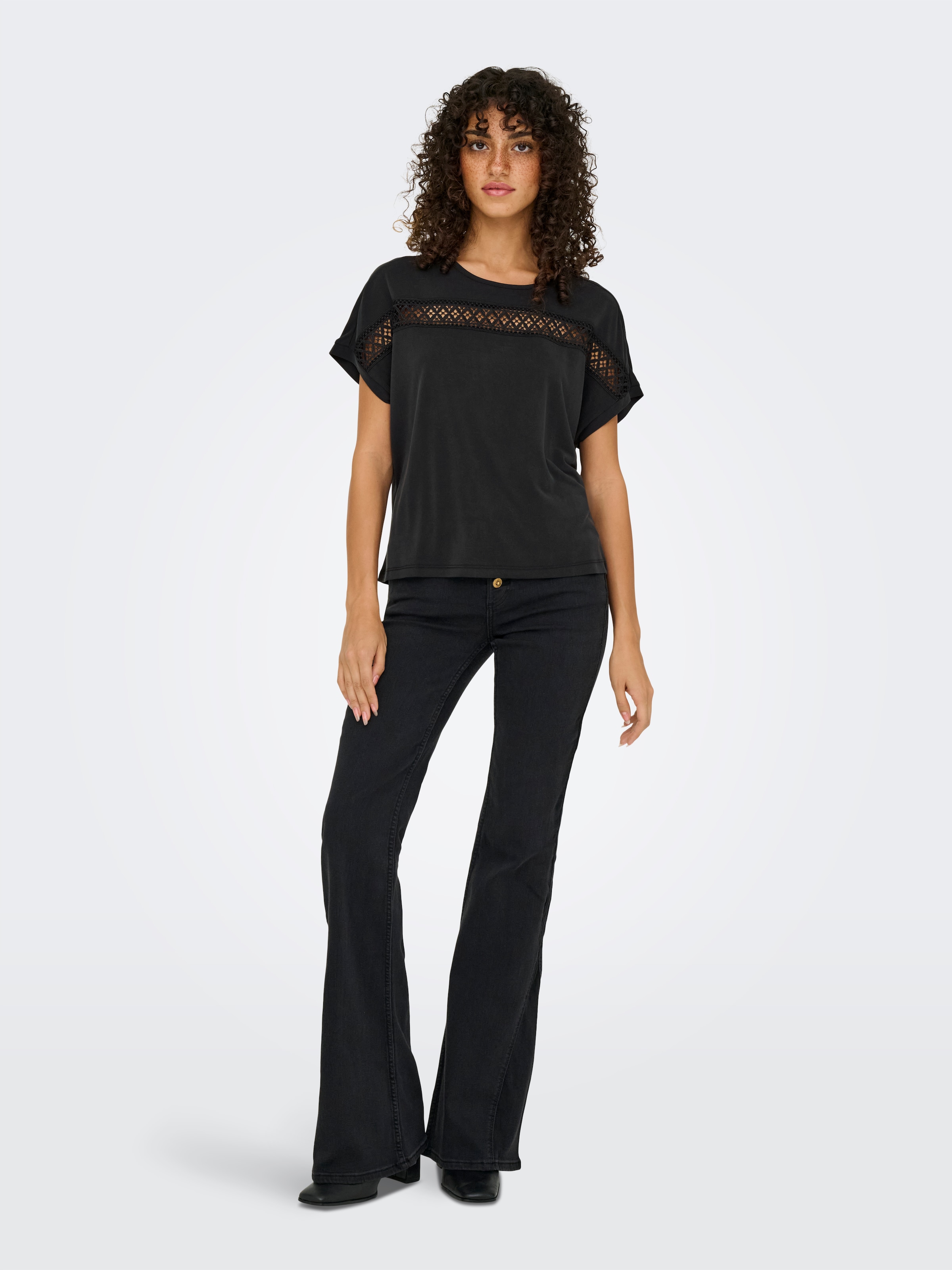 ONLY Kurzarmshirt »ONLFREE LIFE S/S LACE PANEL TOP JRS«