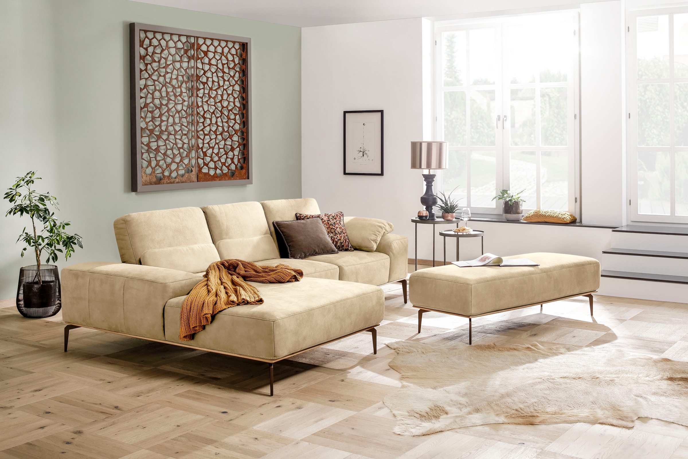 W.SCHILLIG Ecksofa »run, Designsofa mit tollem Sitzkomfort, bequem, L-Form«, mit Holzsockel, Füße in Bronze pulverbeschichtet, Breite 279 cm