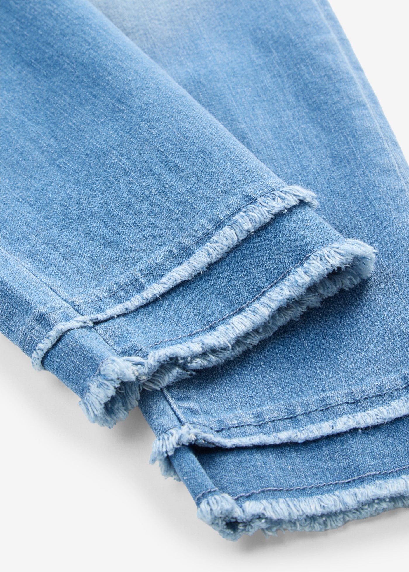 bonprix 7/8-Jeans 7/8-Schnittform, Slim Fit Passform, aus Baumwollmischung