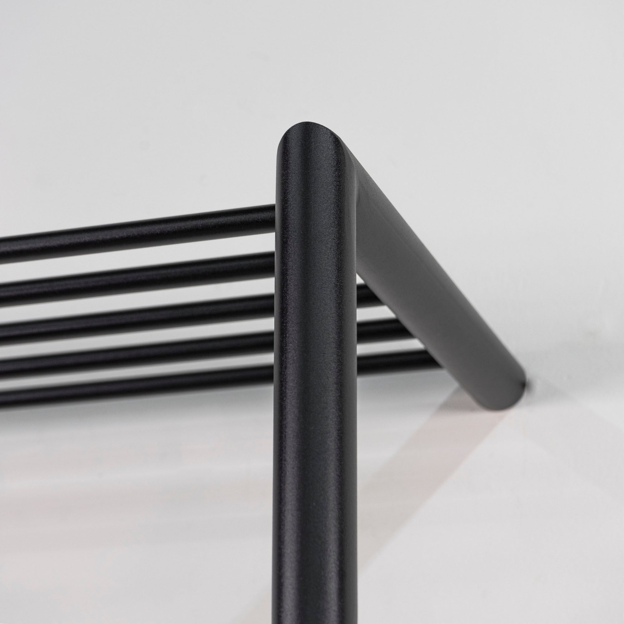 Spinder Design Garderobenleiste »SMOOTH«, (1 St.), Schlichter Wandgarderobenständer aus Stahl