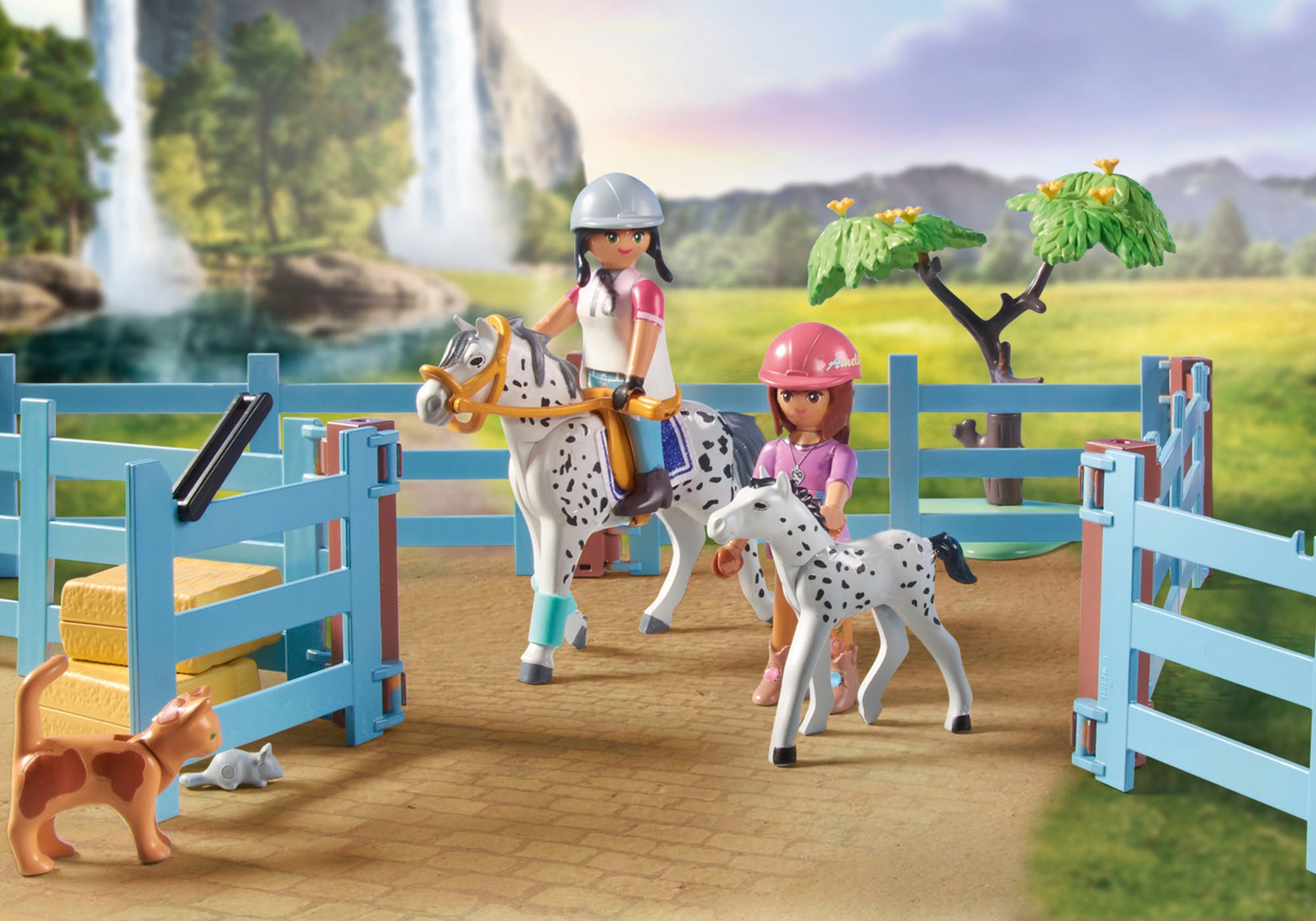 Playmobil® Konstruktions-Spielset »Waterfall Ranch (71351), Horses of Waterfall«, (263 St.)
