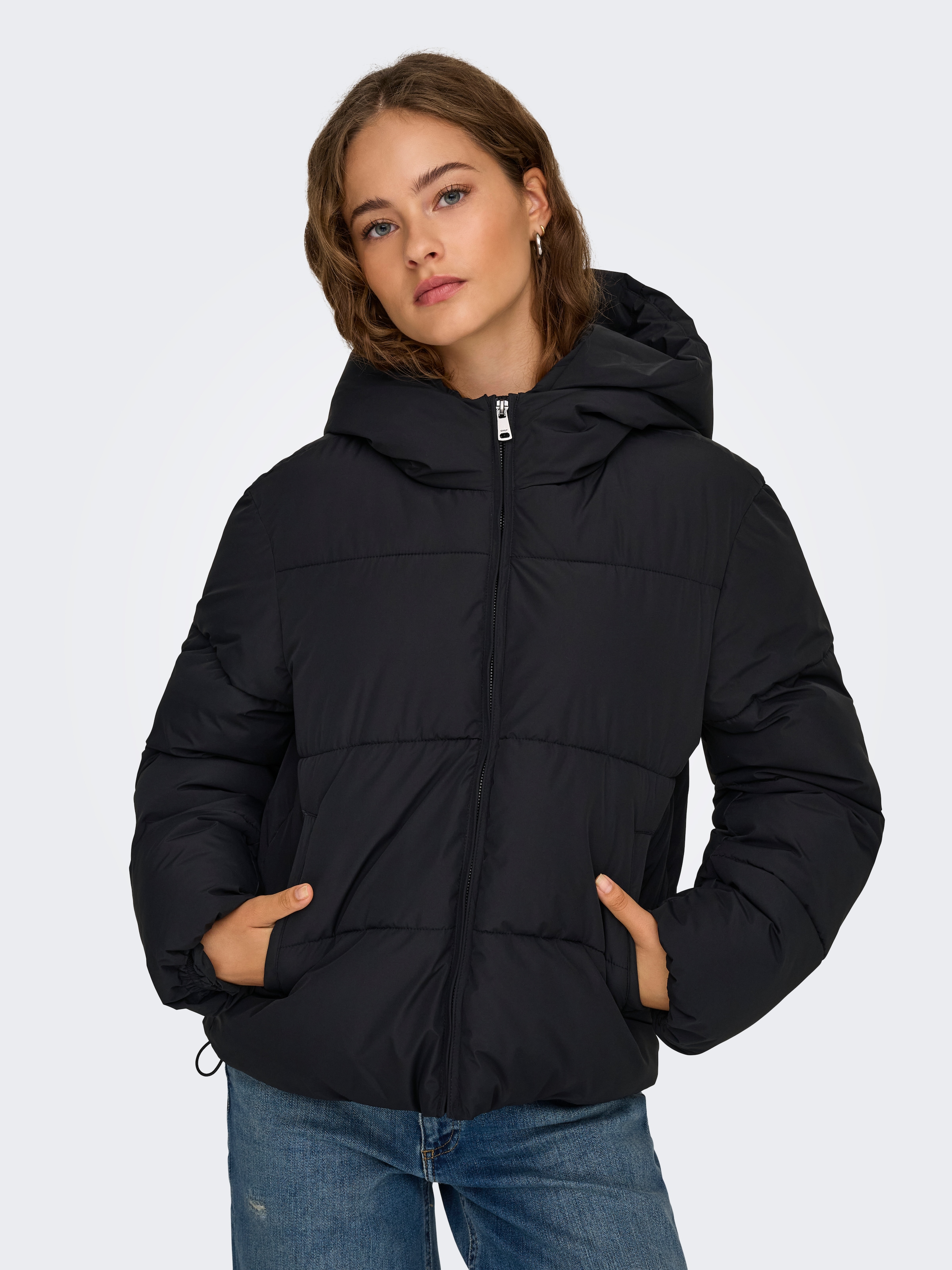 ONLY Steppjacke »ONLJUTA SHORT PUFFER OTW NOOS« mit Kapuze Kunstfaser