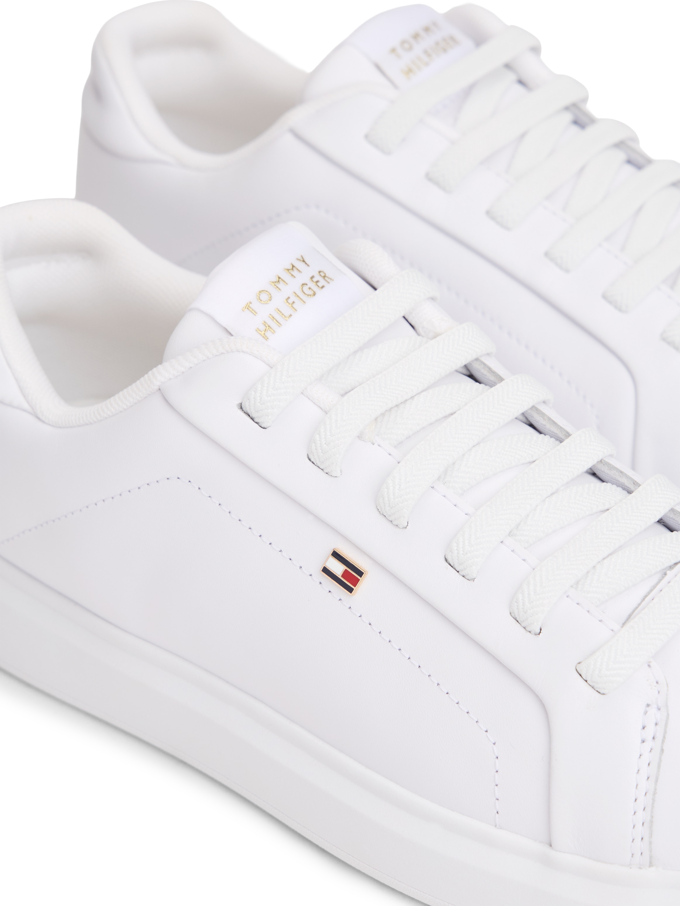 Tommy Hilfiger Slip-On Sneaker »TH ICON COURT LIGHT«  Freizeitschuh, Slipper mit Flaggen-Stickerei