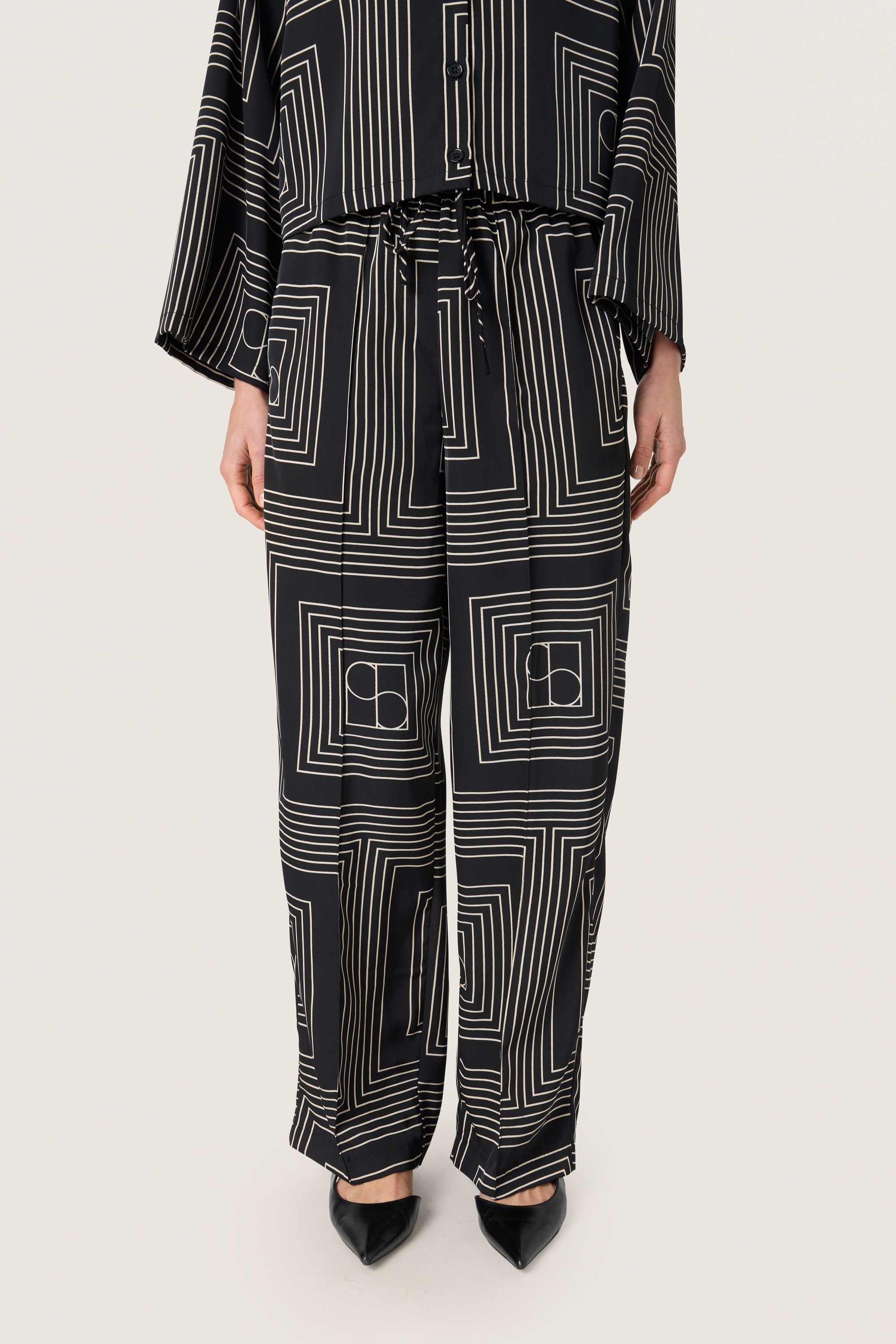 SOAKED IN LUXURY Stoffhose »Casual Hose SLTopaz«