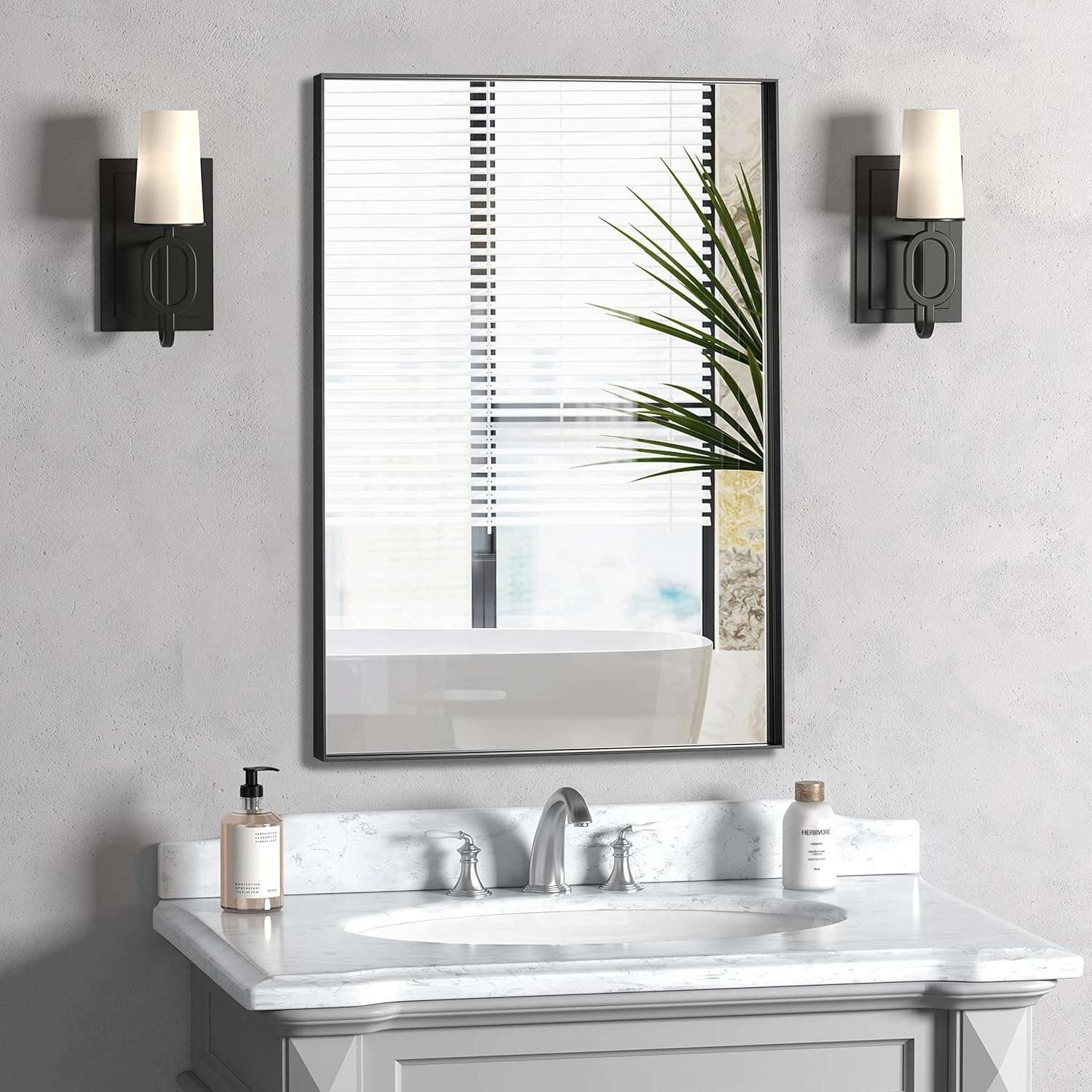 Loevschall Wandspiegel »Rechteckige Spiegel mit schwarzem Alurahmen, wendbar, einfache Montage«, (2 Größen - 51x76 / 61x76 cm, vertikal und horizontal möglich, Schwarz), Spiegel für Schlafzimmer, Wohnzimmer, Garderobe, Flur und Badezimmer