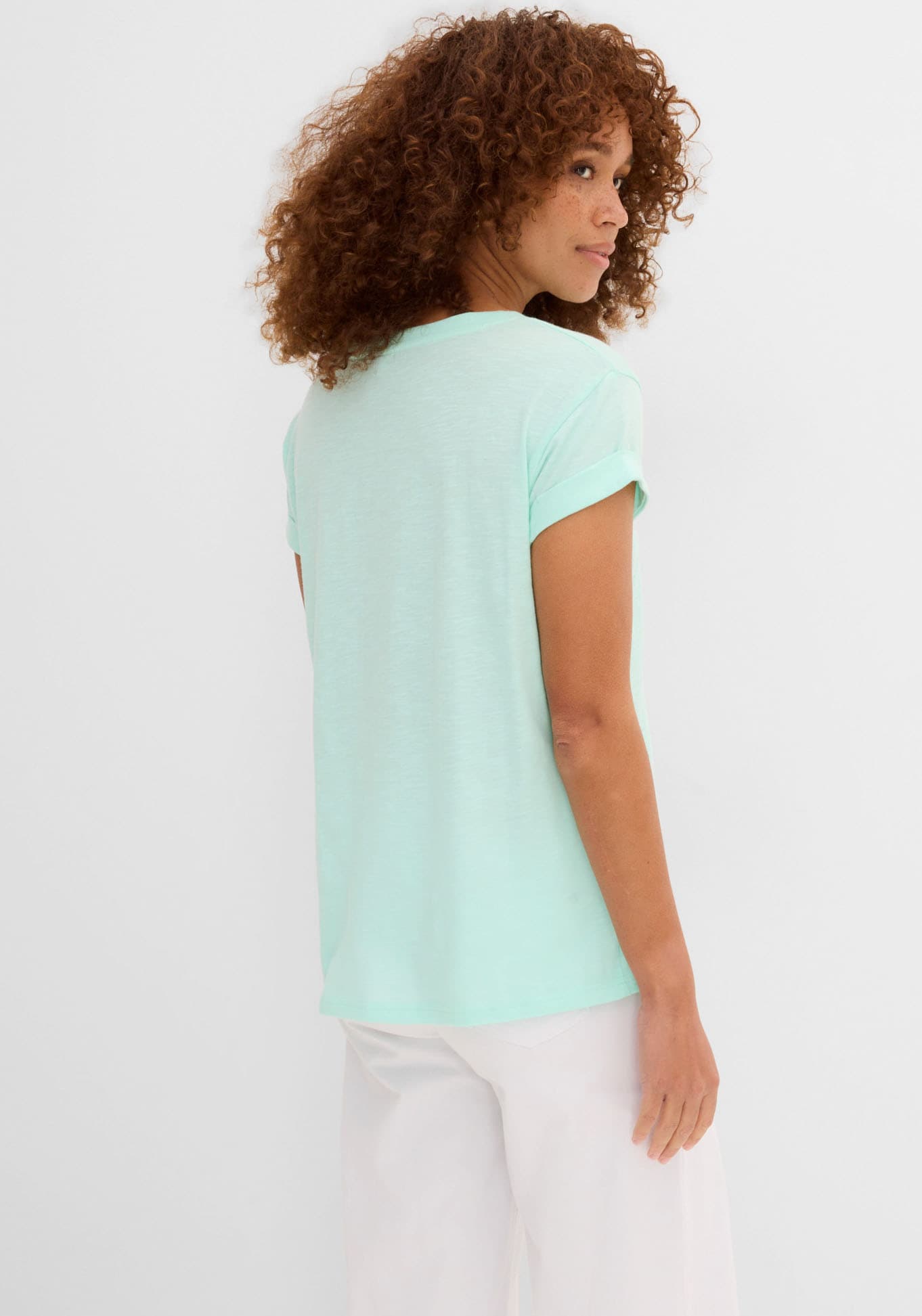 bonprix T-Shirt »Boxy-Shirt« 1 lockere, figurumspielende Passform, Kurzarm, Rundhalsausschnitt