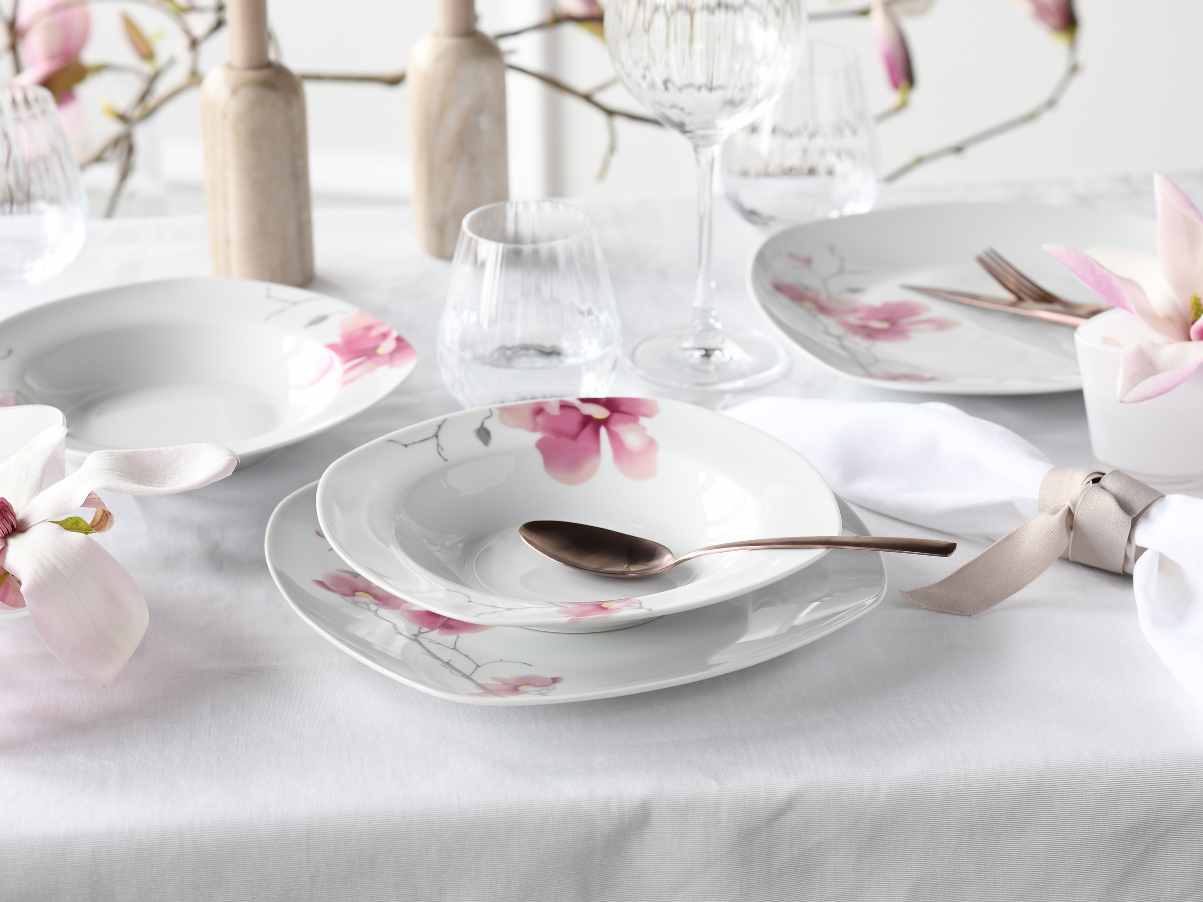 CreaTable Tafelservice »Amelie Aiko, Tafel-Service 12-tlg« Blumendekor günstig online kaufen