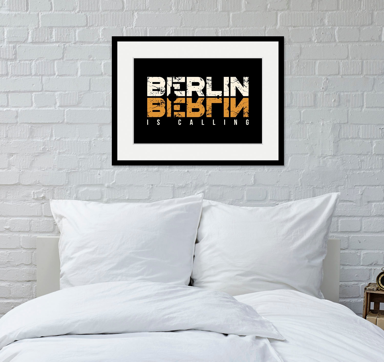 queence Bild »BERLIN IS CALLING«, Städte-Stadt-Deutschland-Gebäude-Schriftz günstig online kaufen