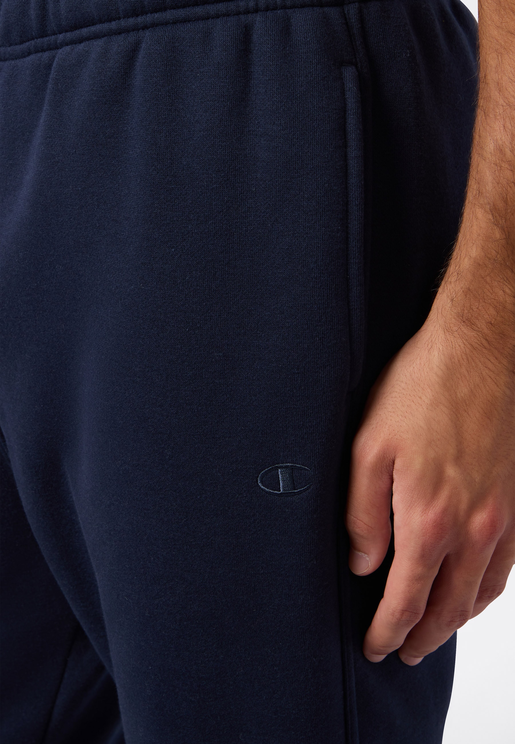 Champion Jogginghose »Elastic Cuff Pants«  sportlicher Stil, für Freizeit und sportliche Aktivitäten