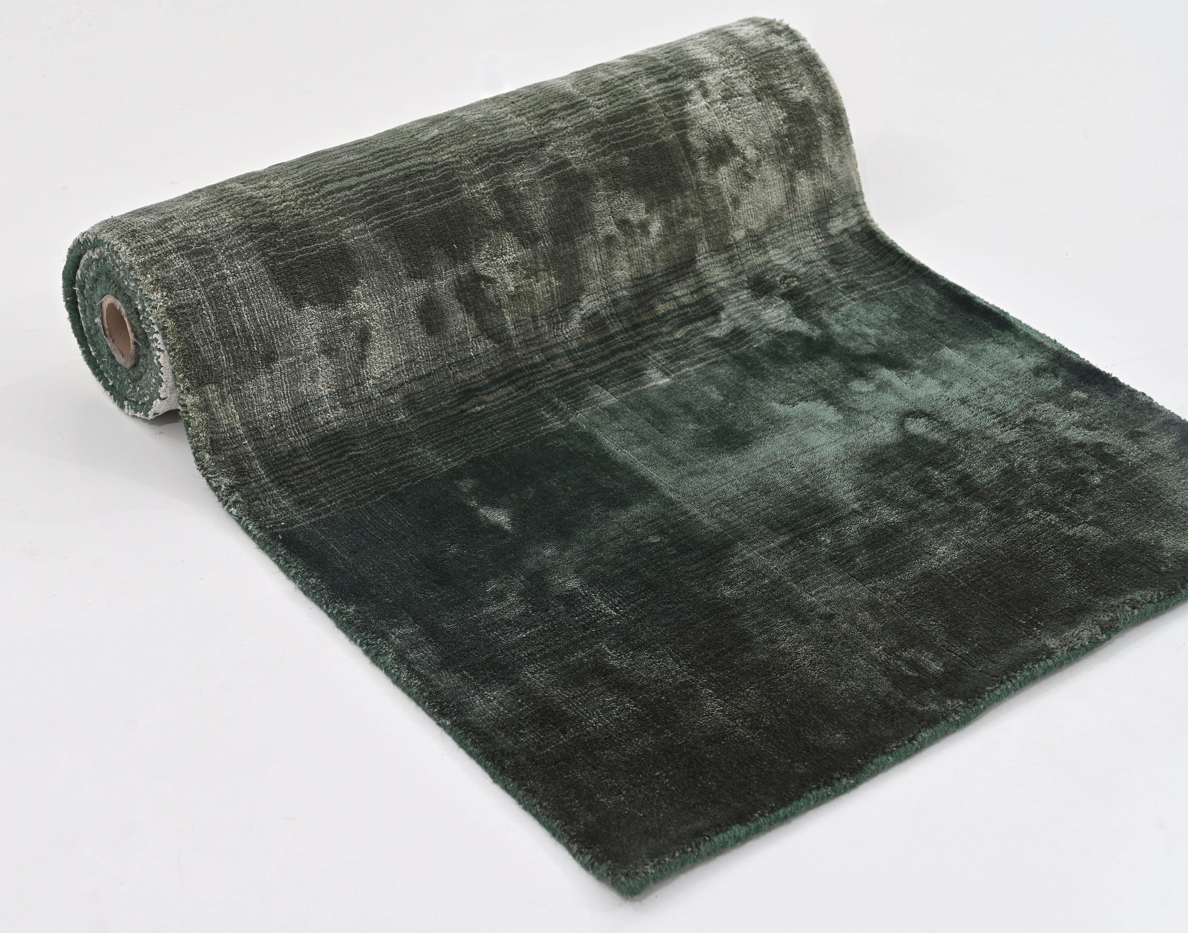 Home affaire Läufer »Katalin, handgewebt, Teppiche aus 100% Viskose, farblich changierend«, rechteckig, 12 mm Höhe, Kurzflor, Seiden-Optik, mehrfarbig, Läufer, Brücke, Flur, Esszimmer