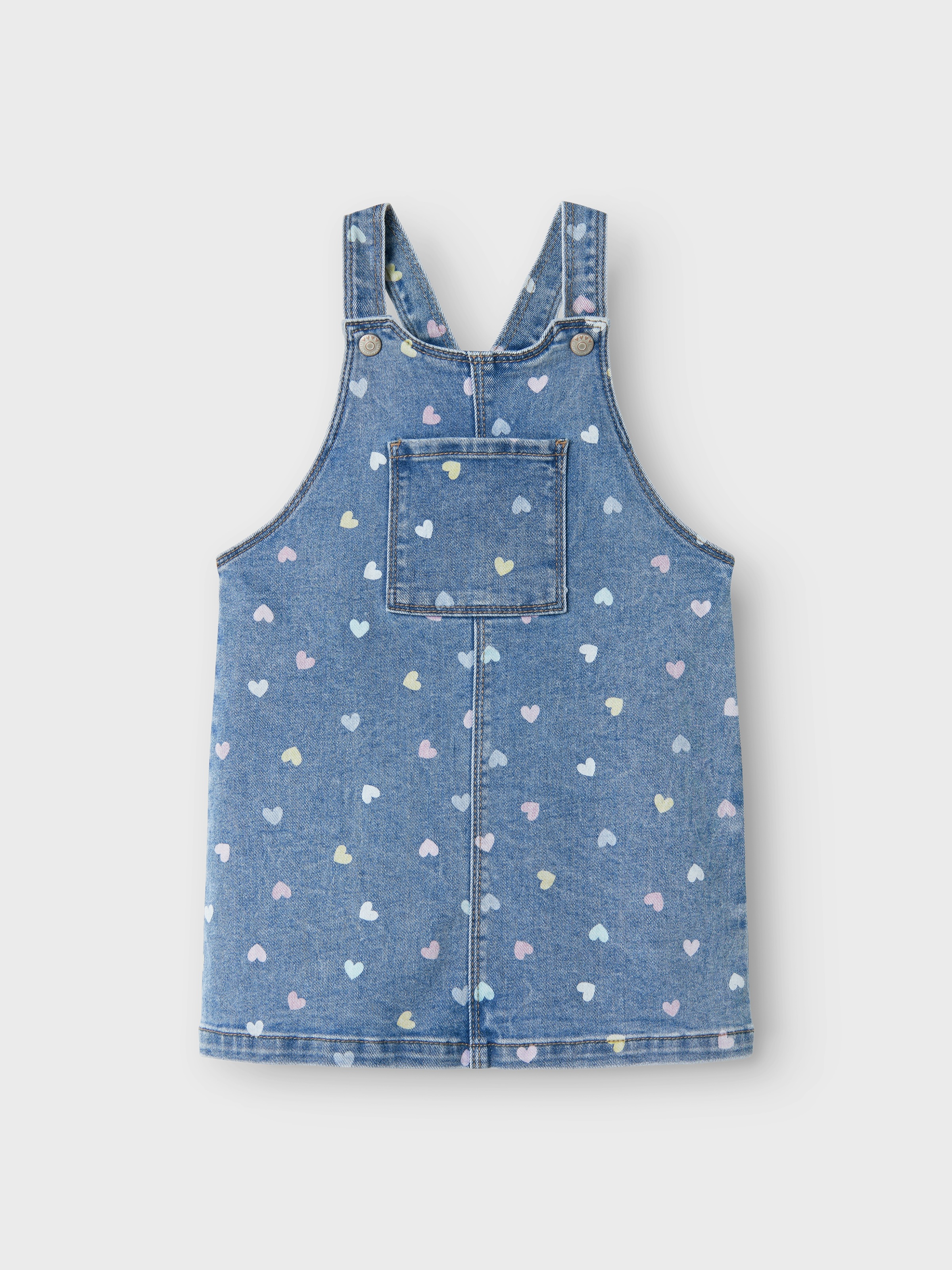 NAME IT Jeanskleid »NMFROSA SHORT DNM BIBSKIRT 3555-ON F« Brusttasche Denim Baumwollmischung, zarter Allover Print Medium Blue DenimAOP:HEARTS 104...