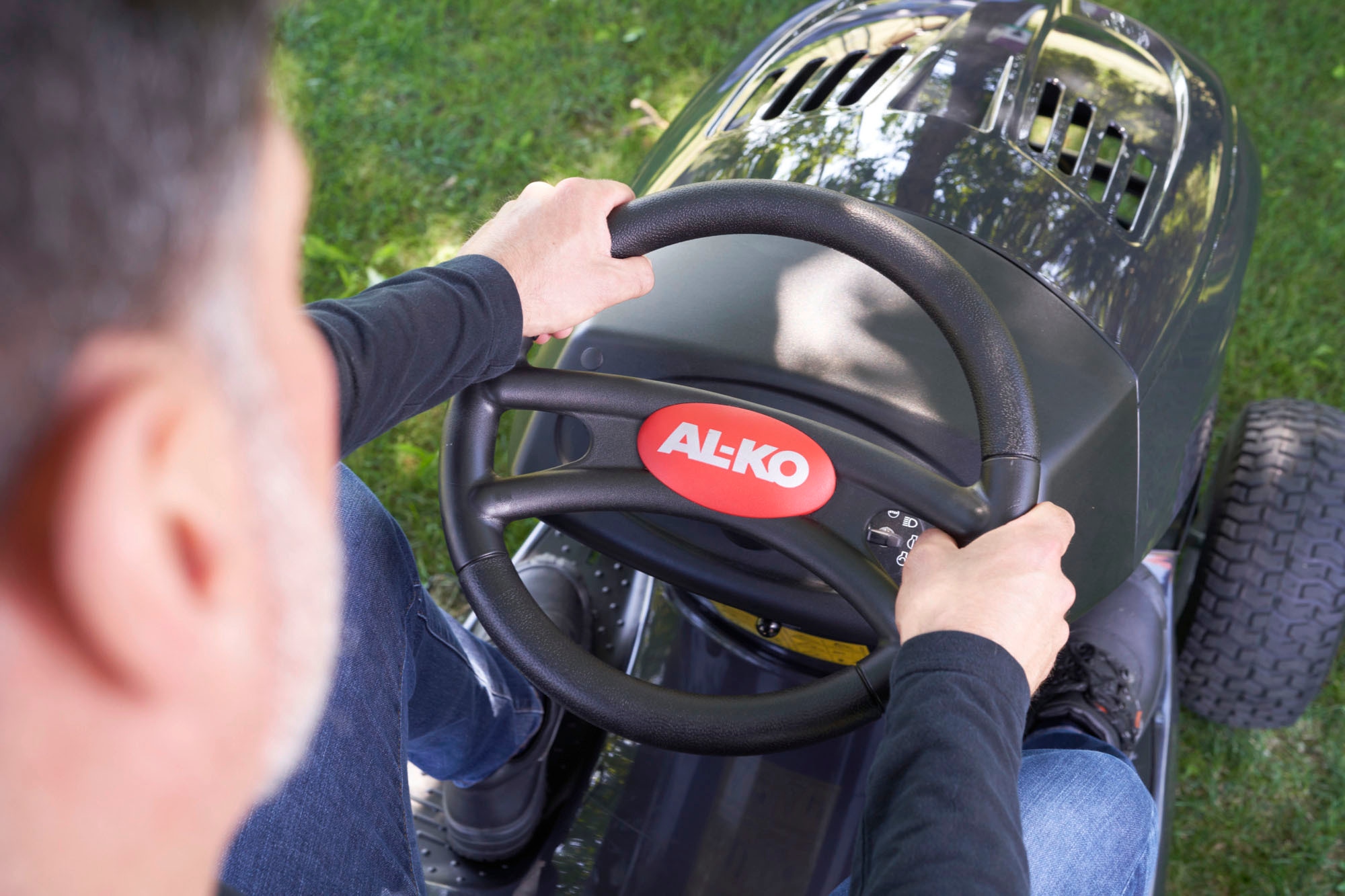 AL-KO Rasentraktor »Benzin-Rasentraktor Comfort 18-111.4 HDS-A V2« Seitenauswurf, 2 Zylinder