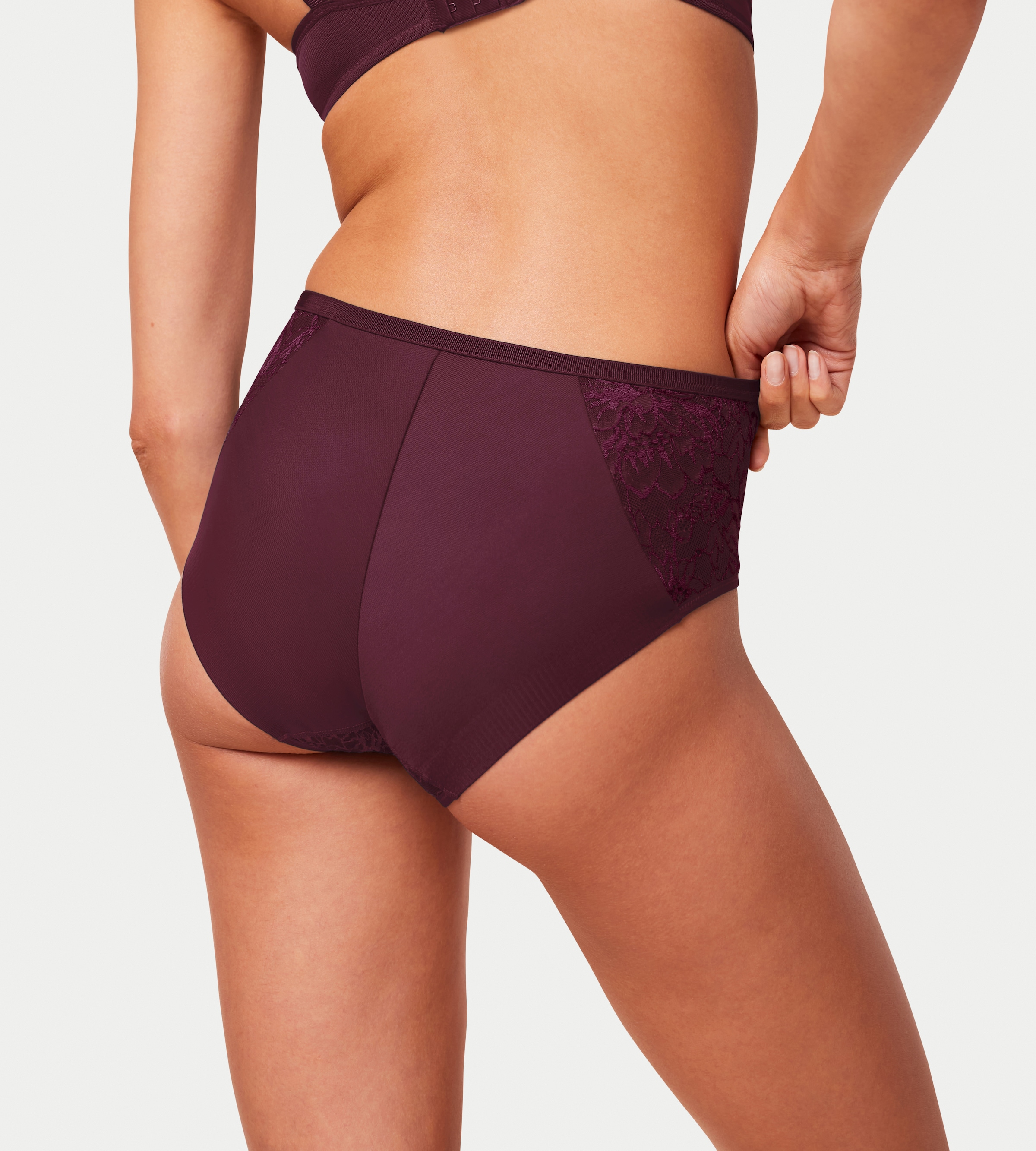 Triumph Slip »Amourette Charm T Maxi02«, Strech-Spitze