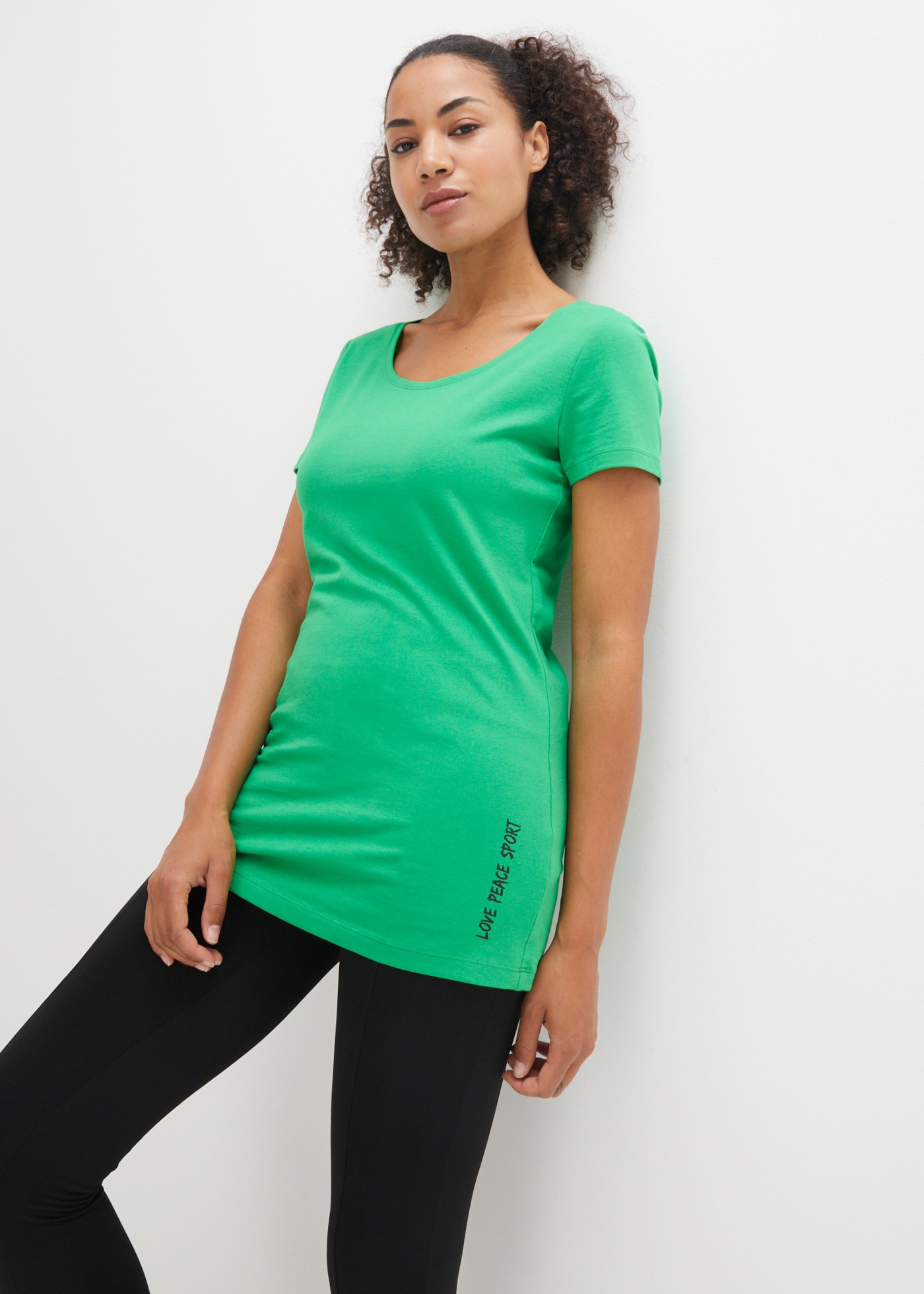 bonprix Longshirt Packung, 2er,  mit seitlichem Schriftzug, Loose Fit, Kurzarm-Ausführung, 2er Pack