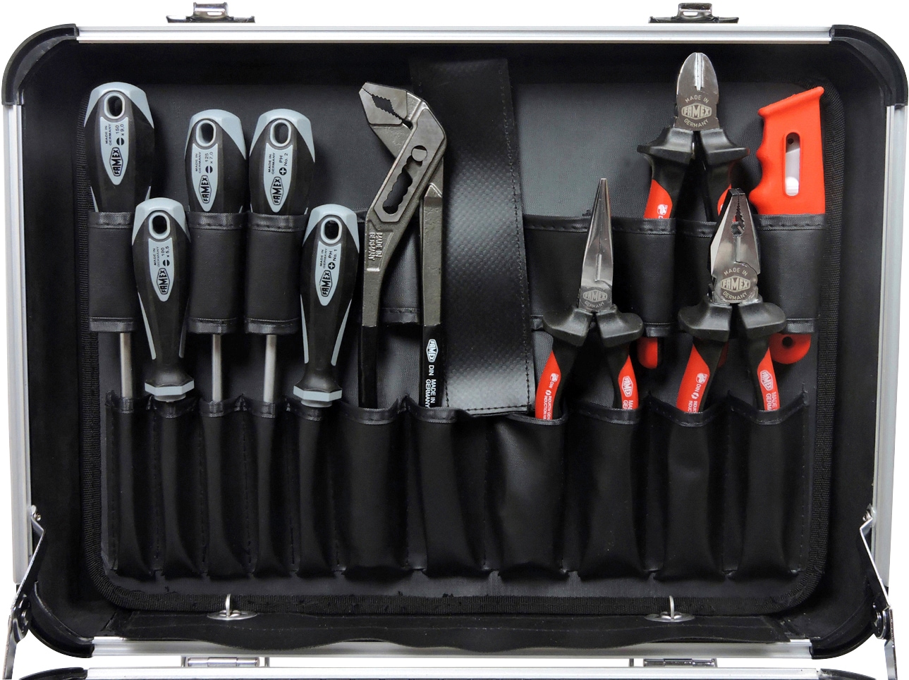 FAMEX Werkzeugset »729-18 - PROFESSIONAL«, Alu-Werkzeugkoffer, Kapazität 30 kg, mit 66-tlg. Steckschlüsselsatz
