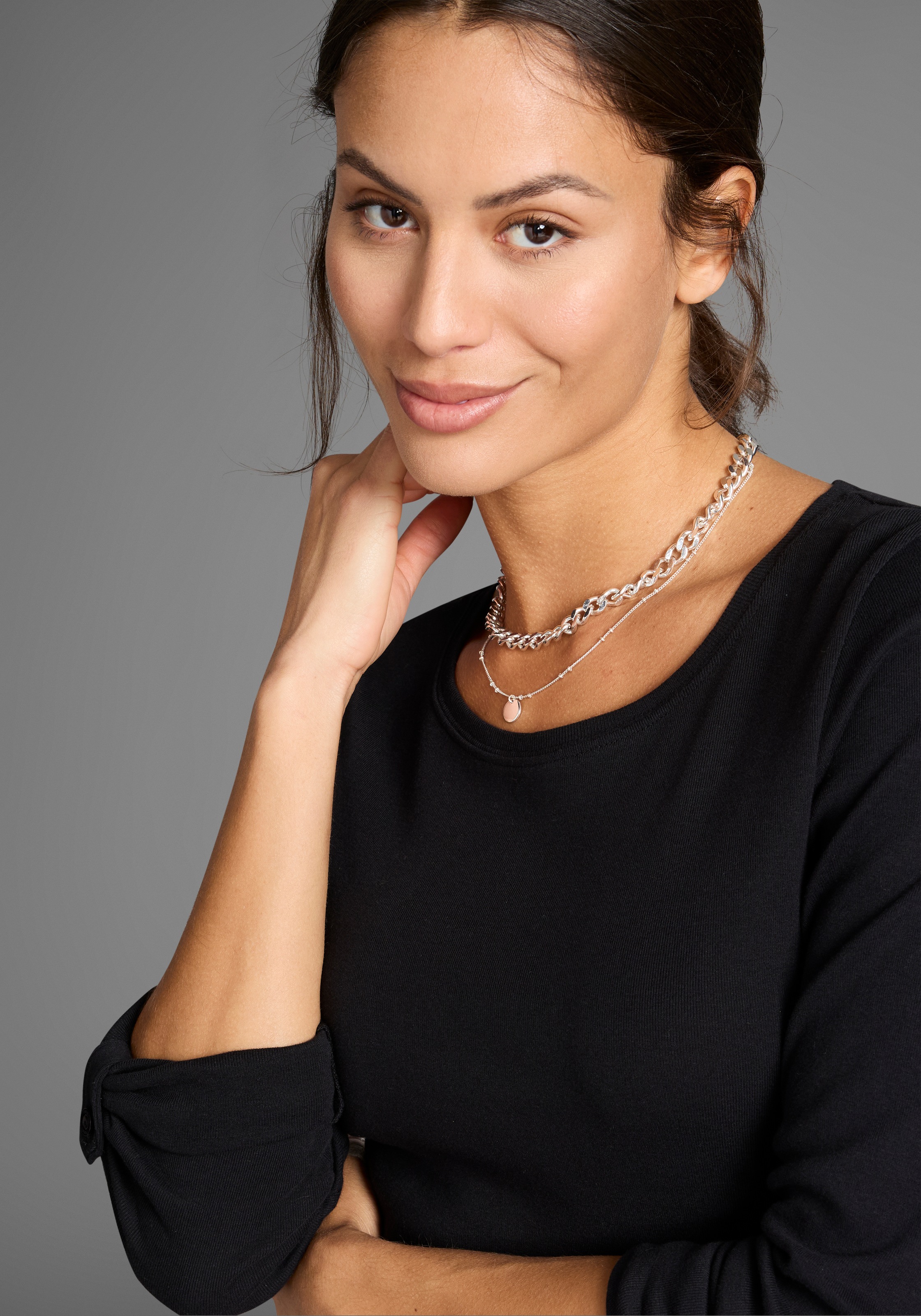 KangaROOS Langarmshirt mit Krempelärmeln,  sehr figurbetont,  aus Rippware