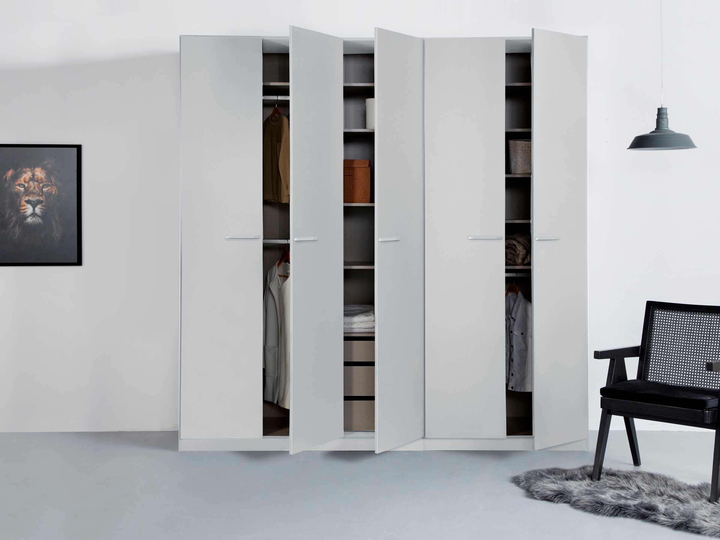 rauch Drehtürenschrank »Kleiderschrank Schrank Garderobe TOPSELLER OTELI inkl. Inneneinteilung«, (erhältlich in Breiten 91-360 cm, ab Breite 136cm inkl. Innenschubladen), mit zusätzlichen Einlegeböden, optional mit Spiegel MADE IN GERMANY