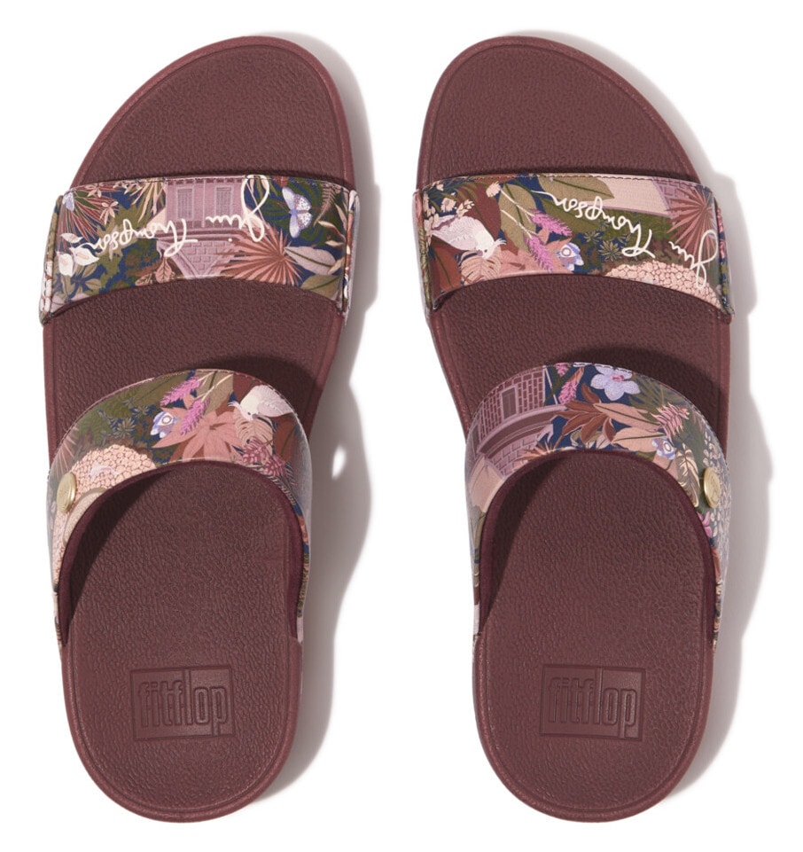 Fitflop Pantolette »LULU X JIM THOMPSON«, Keilabsatz, Sommerschuh, Schlappen mit zwei Bandagen