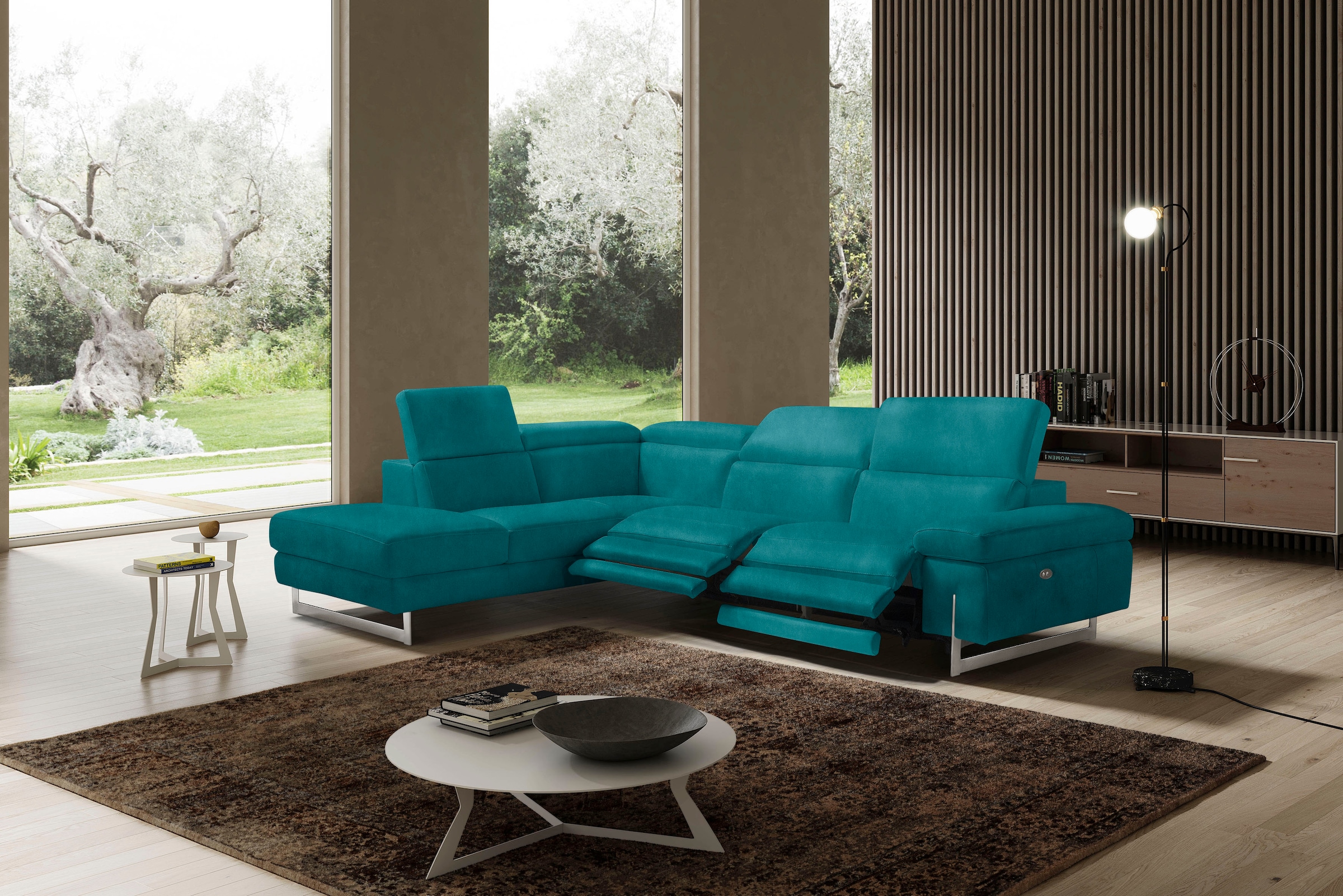 Egoitaliano Ecksofa »Candice, elegant, edel und bequem, erstklassiger Sitzkomfort, L-Form«, inkl. 2 elektrischer Relaxfunktionen, Bedienung über Taste an Armlehne