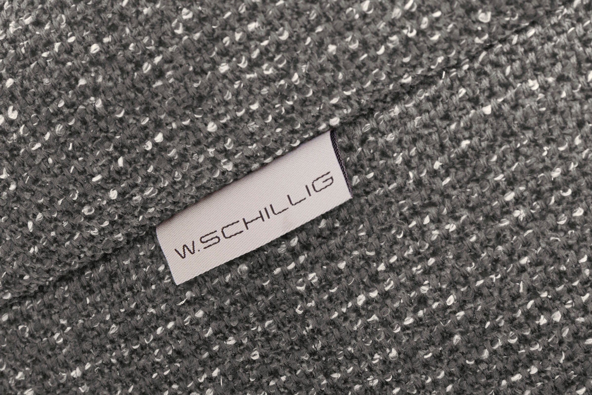 W.SCHILLIG Ecksofa »finn, Designsofa mit tollem Sitzkomfort, bequem, L-Form«, German Design Award 2016, Fußgestell Nussbaum natur, Breite 281 cm