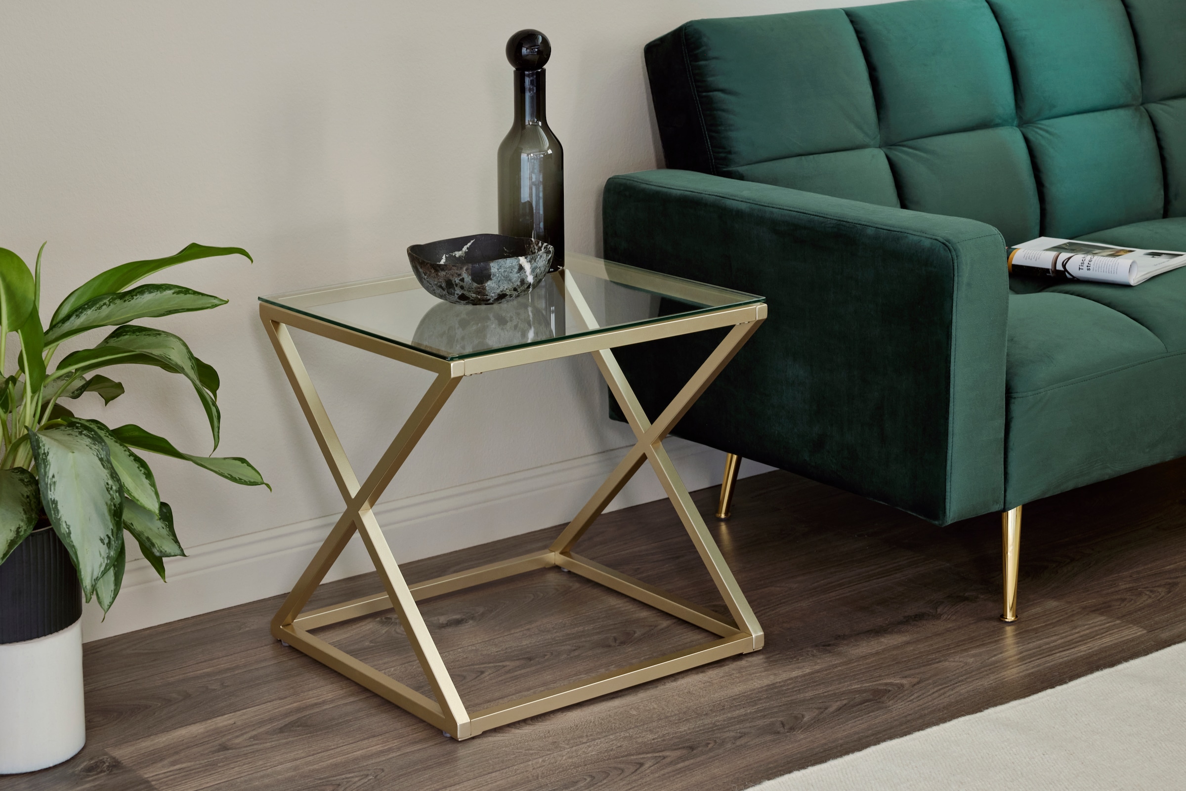 Jahnke Beistelltisch »XTRA BY SIDE«, (1 St.), Nachttisch/Beistelltisch in Gold-Look, aus Sicherheitsglas gefertigt