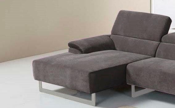 Egoitaliano Ecksofa »Malika, edel und bequem, Designsofa mit hochwertigen Bezügen, L-Form« mit Recamiere, inkl. Kopfteilverstellung und chromfarbenen Metallfüßen