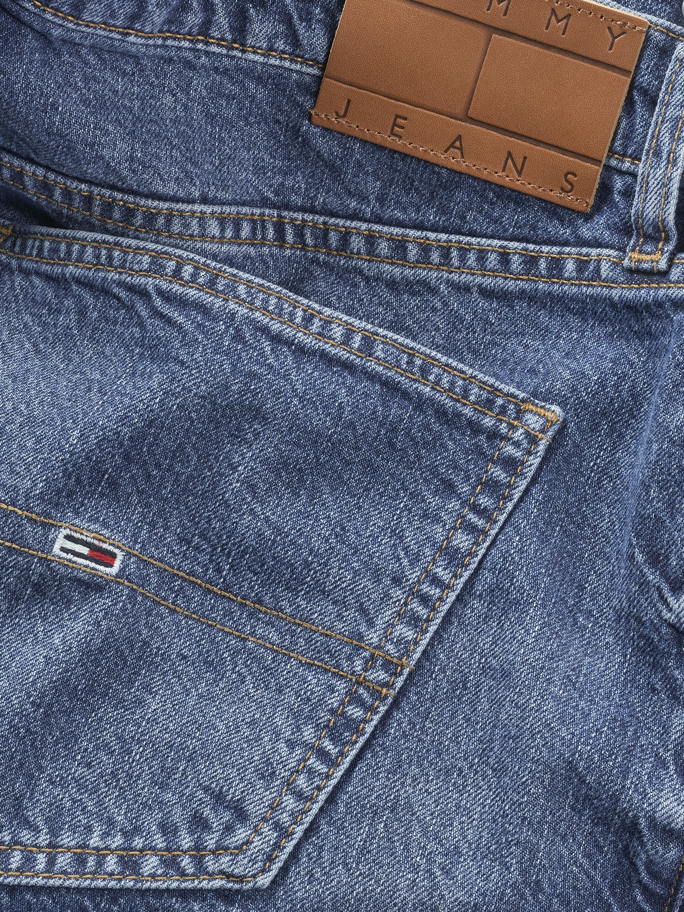 Tommy Jeans Tapered-fit-Jeans »Isaac Relaxed Tapered«