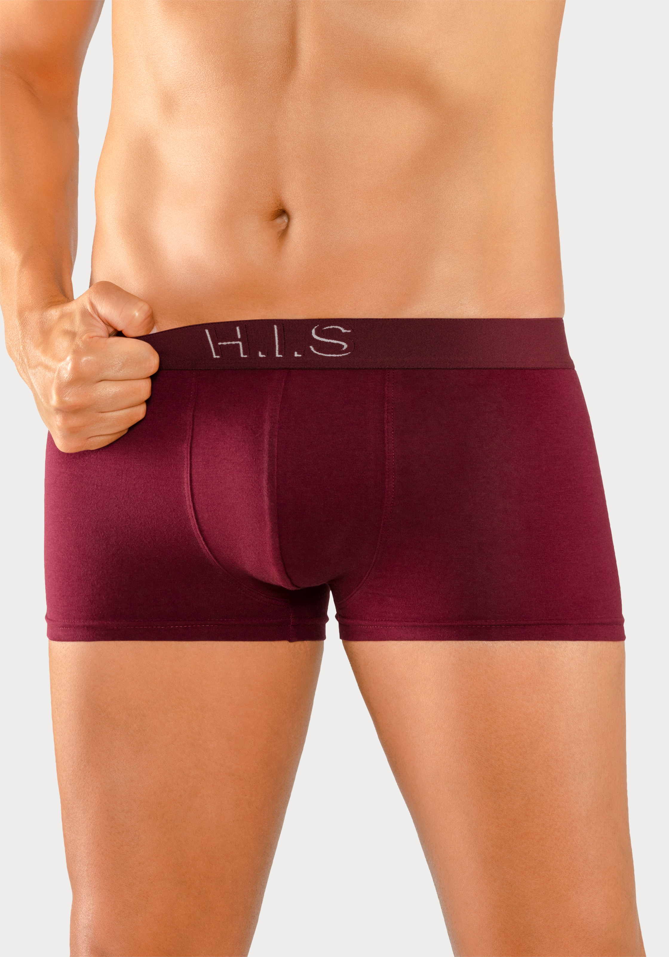 H.I.S Boxershorts, (Packung, 5 St.), in Hipster-Form am Webbund mit Logoschriftzug mit 3D Effekt