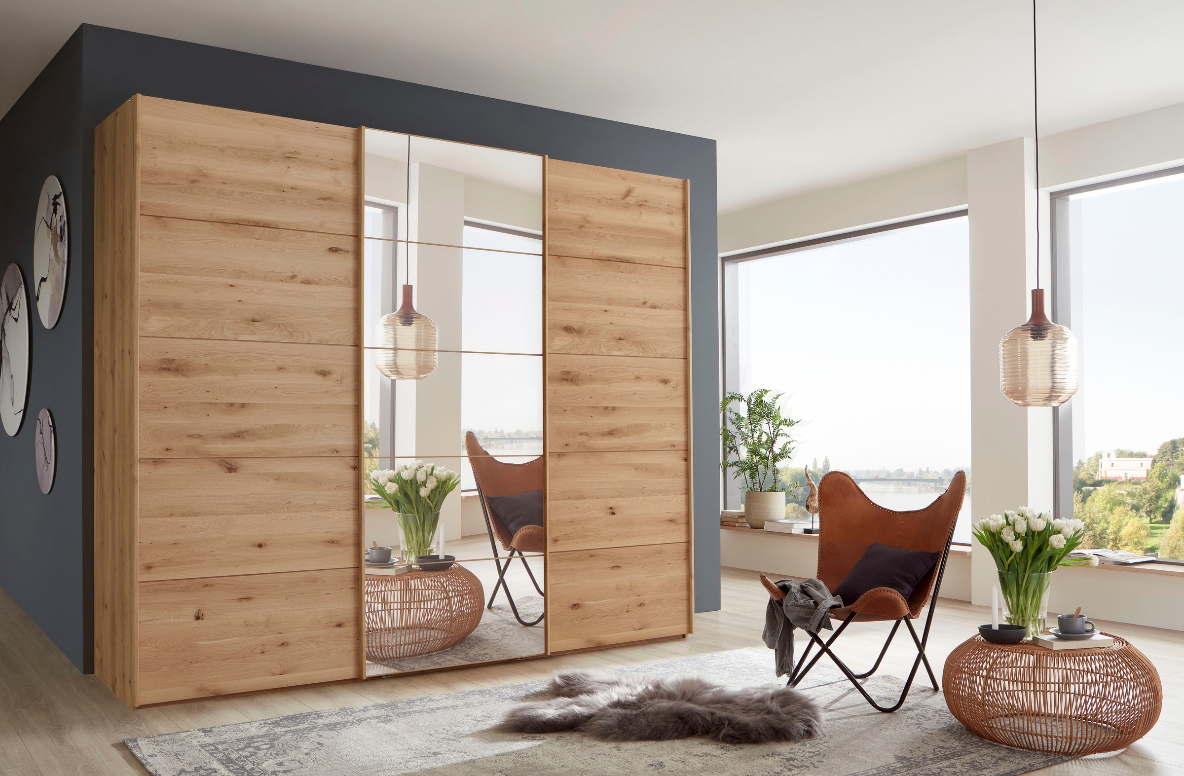 WIEMANN Schwebetürenschrank »Cardiff« mit massiven Holztüren und Spiegel
