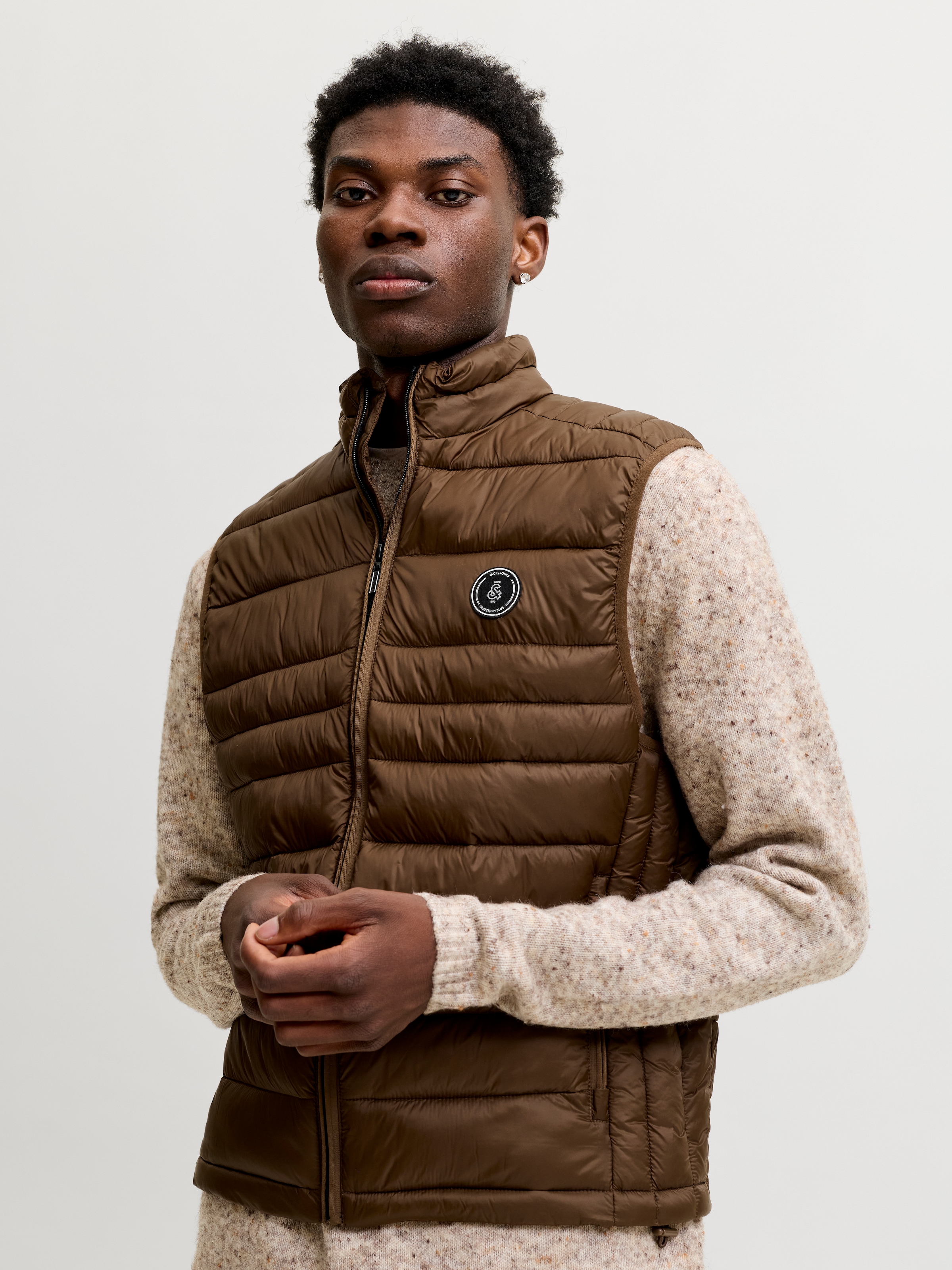 Jack & Jones Steppweste »JJEKINGSLEY LIGHT BODYWARMER COLLAR NOOS« Kunstfaser, regular fit